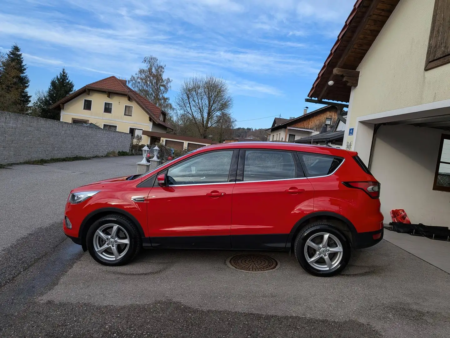 Ford Kuga Kuga 1,5 TDCi Titanium Start/Stop Powershift Aut. Titanium Rot - 2