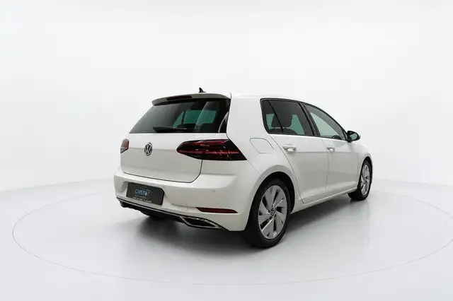 Volkswagen Golf view 22