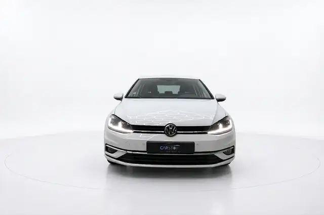 Volkswagen Golf view 2