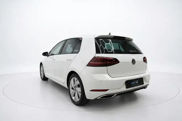 Volkswagen Golf view 24
