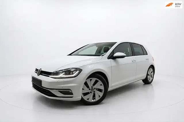2018 Volkswagen Golf in White for sale