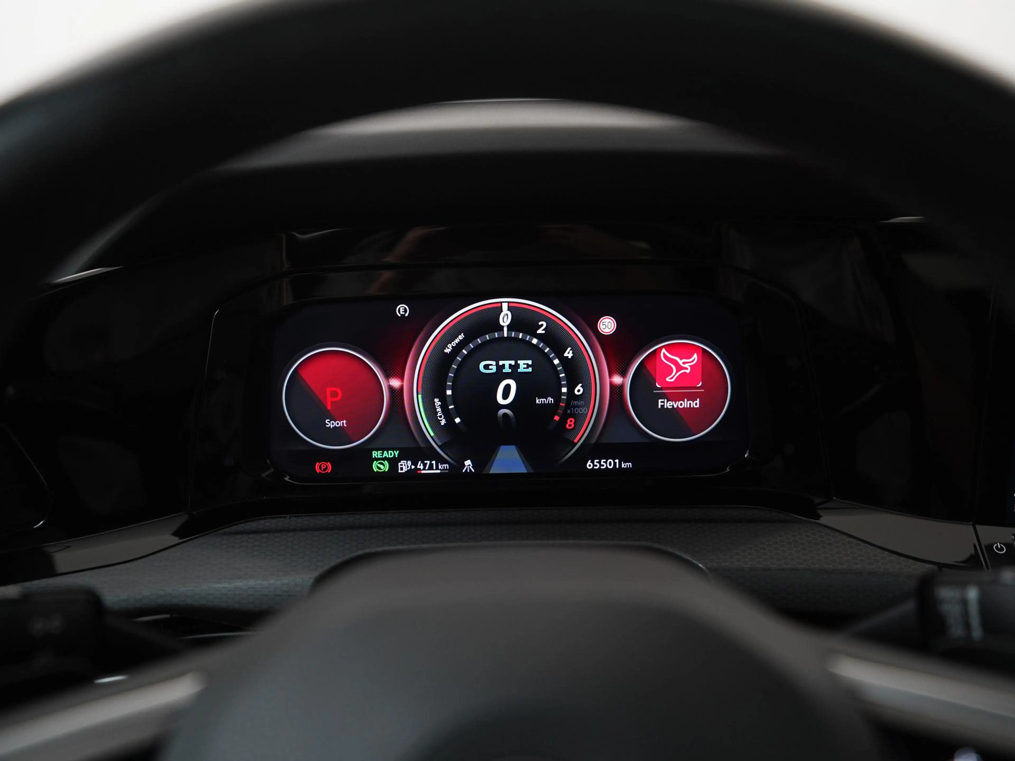 Volkswagen Golf GTE 1.4 eHybrid | Panoramadak | Head-up | IQ.Light | Z — photo 10