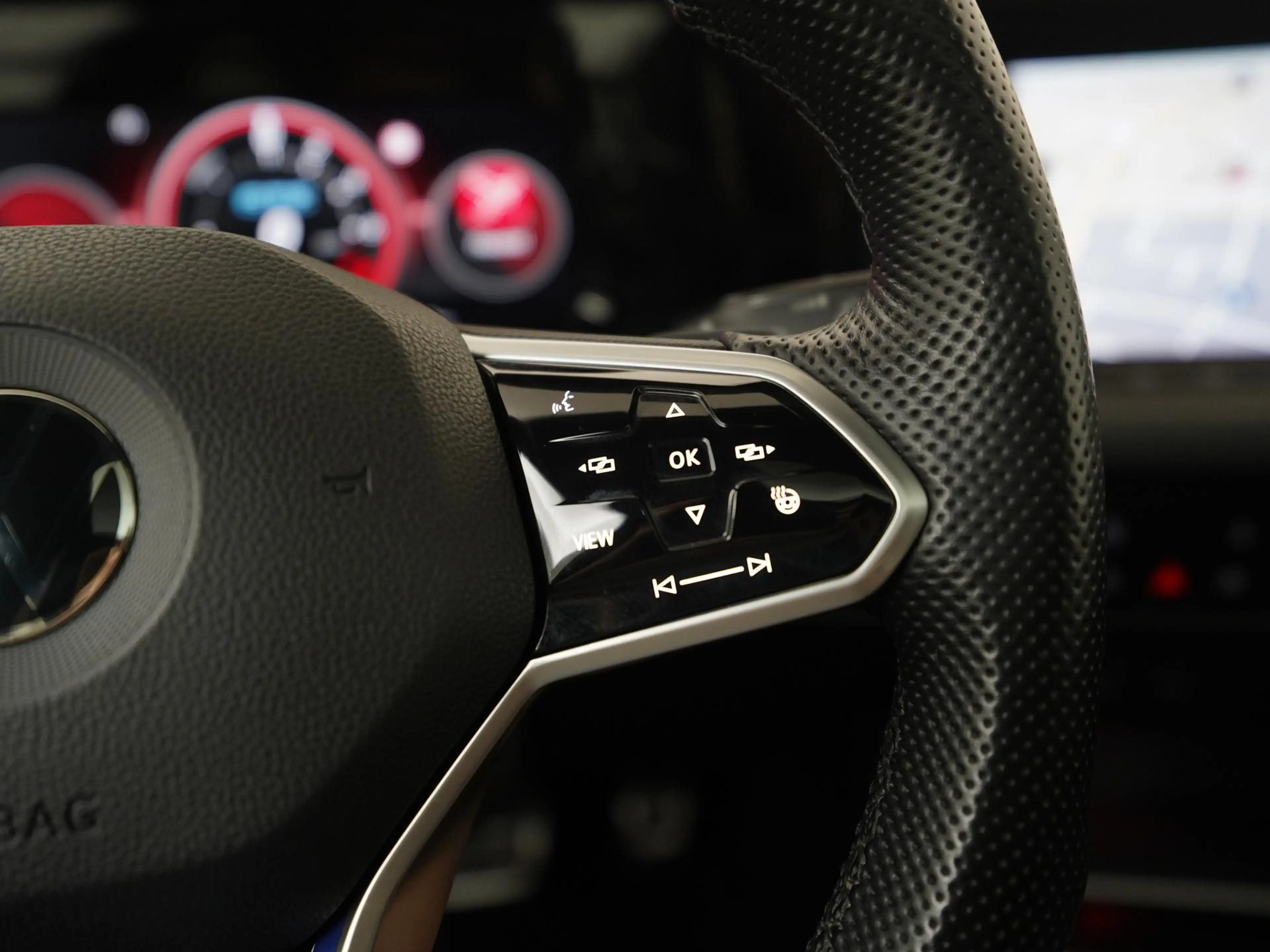 Volkswagen Golf GTE 1.4 eHybrid | Panoramadak | Head-up | IQ.Light | Z — photo 11