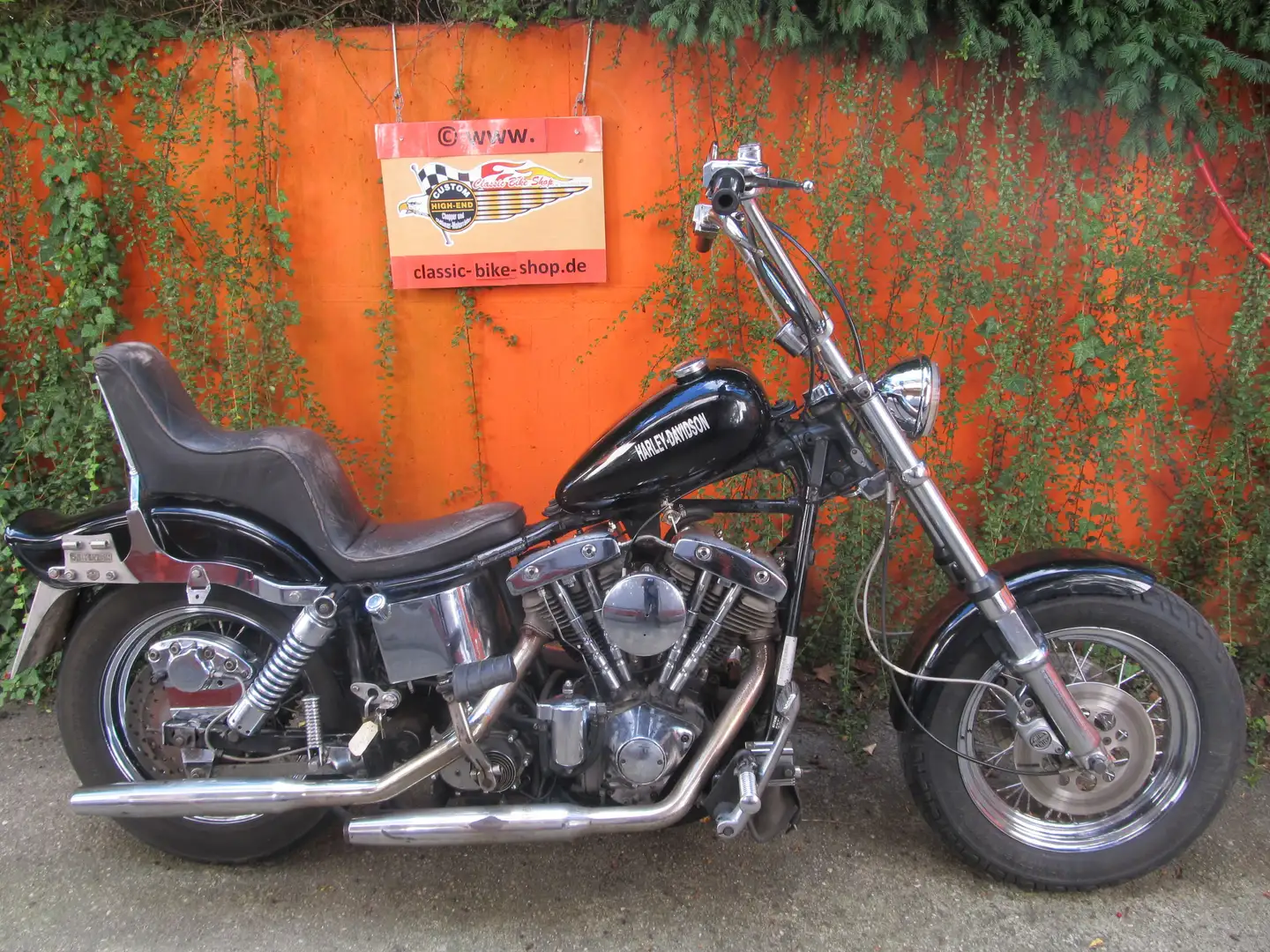 Harley-Davidson Late Shovel FXWG Negro - 1