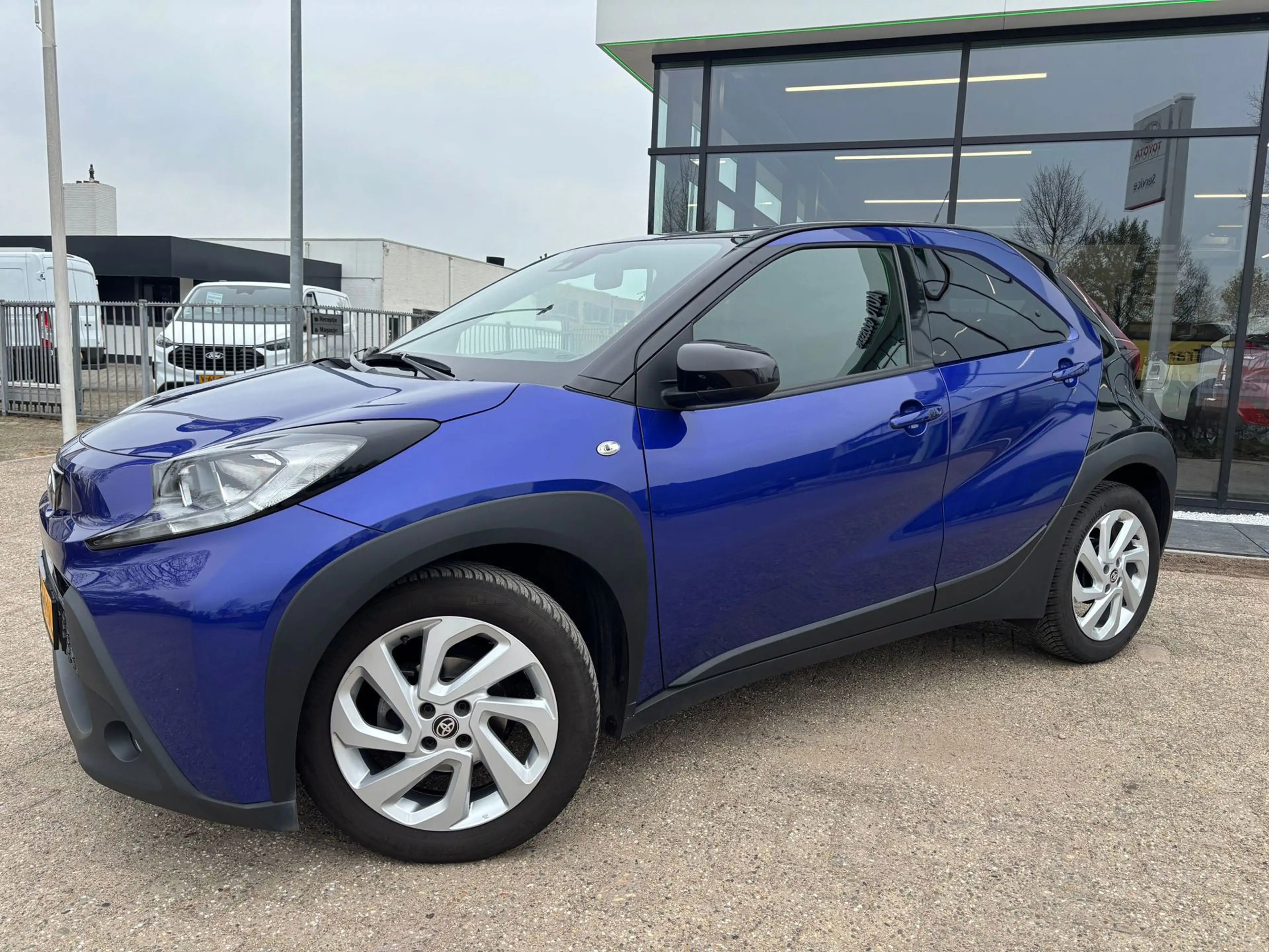 Toyota Aygo X 1.0 VVT-i MT first |Stoelverwarming|Keyless entry — photo 4
