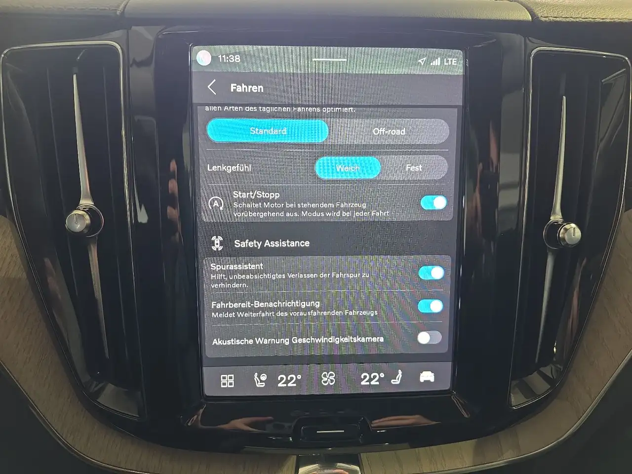 Volvo XC60 B5 Inscription ACC Sitzbelüftung 360° Pano, миниатюра 28