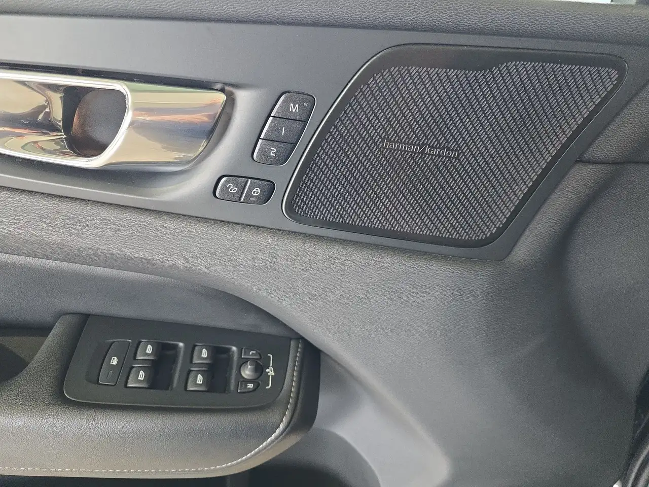 Volvo XC60 B5 Inscription ACC Sitzbelüftung 360° Pano, миниатюра 17