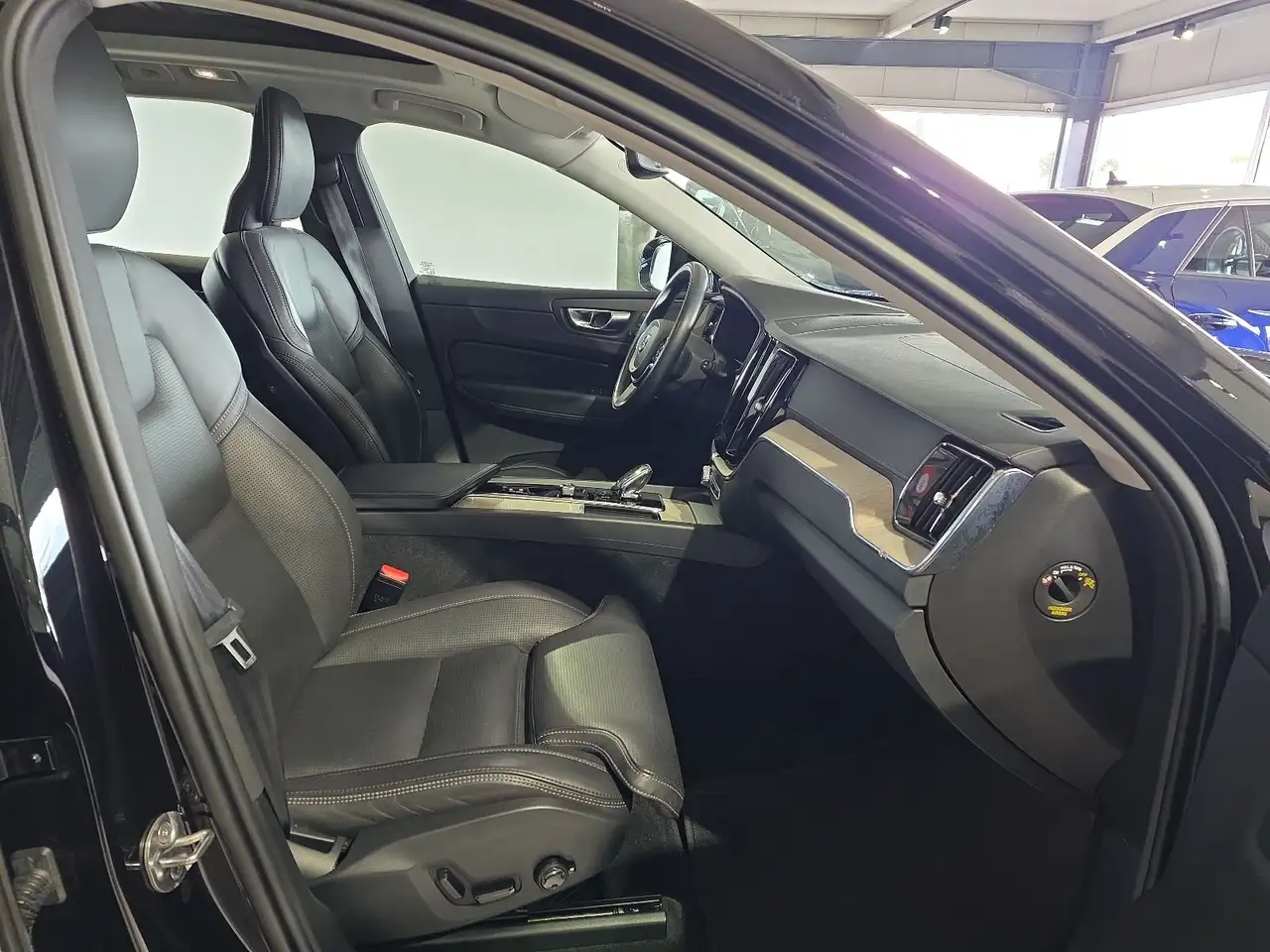 Volvo XC60 B5 Inscription ACC Sitzbelüftung 360° Pano, миниатюра 11