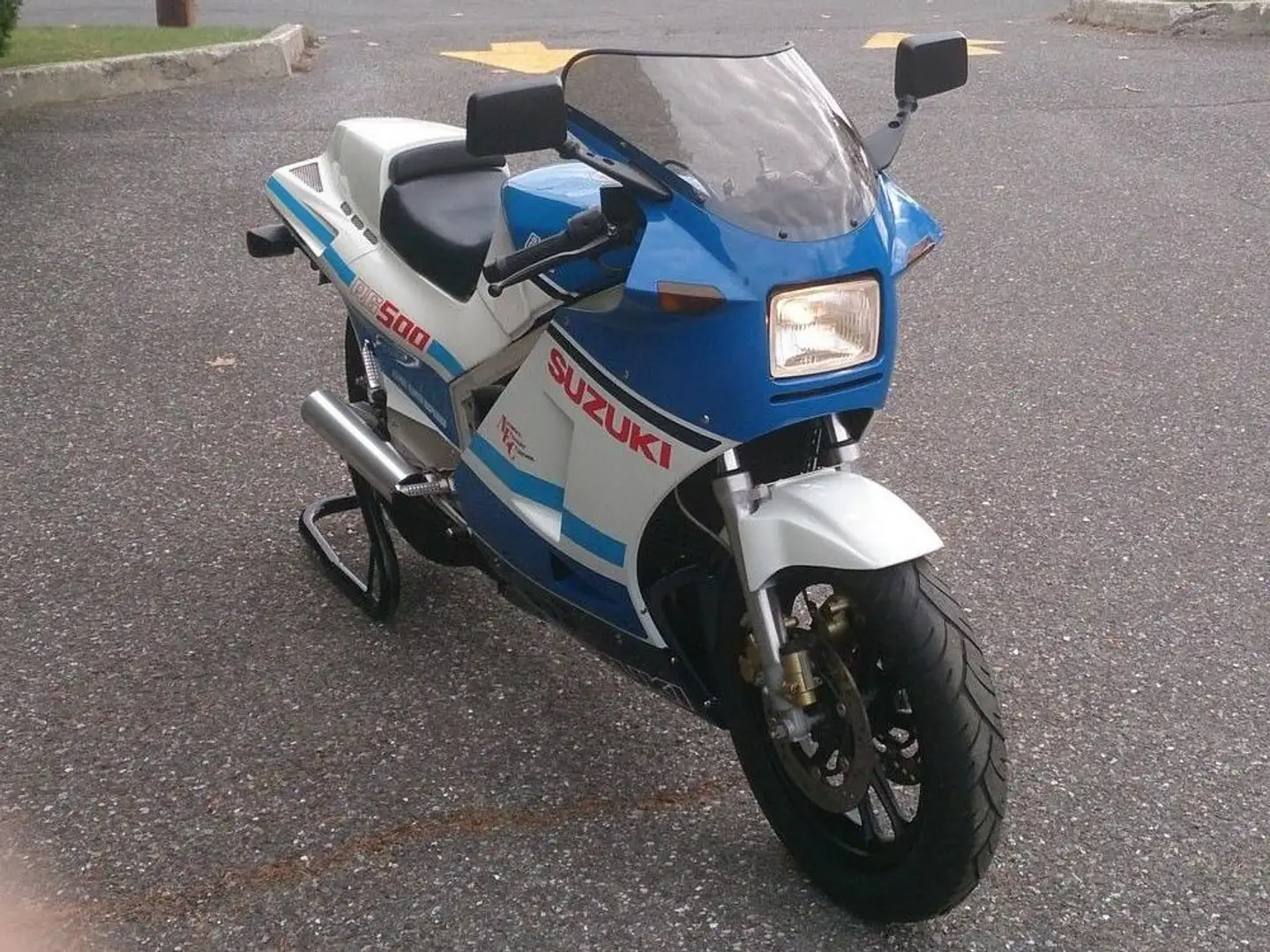 Suzuki RG 500 - 2