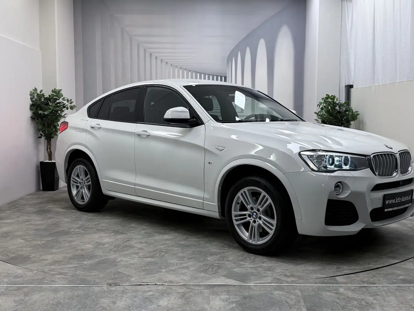BMW X4 30d ✅ M Paket ✅ PREMIUM ✅ 360 GRAD✅ Weiß - 2
