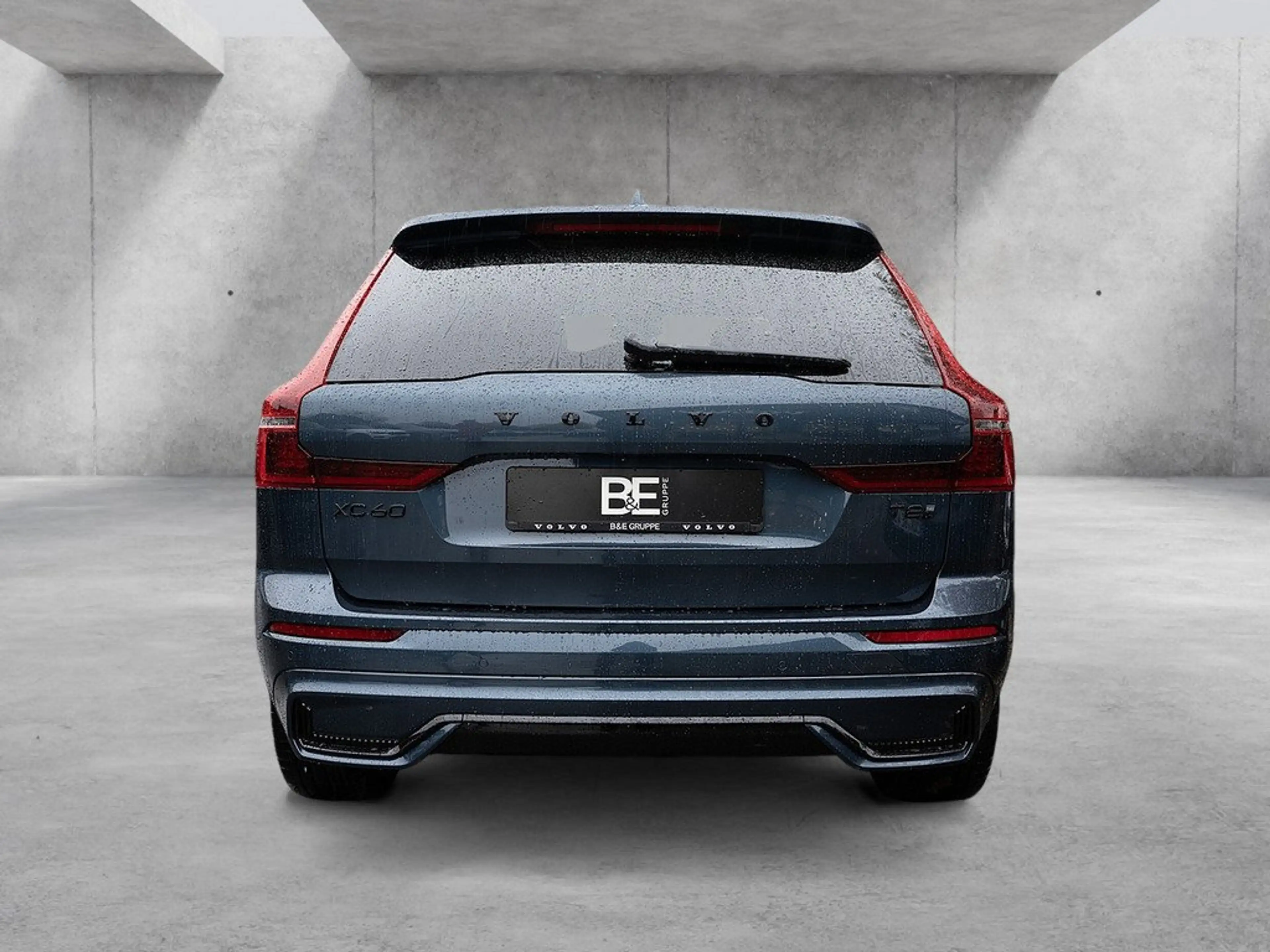 Volvo XC60 T8 Ultra Black Edition Recharge AWD HUD — photo 4