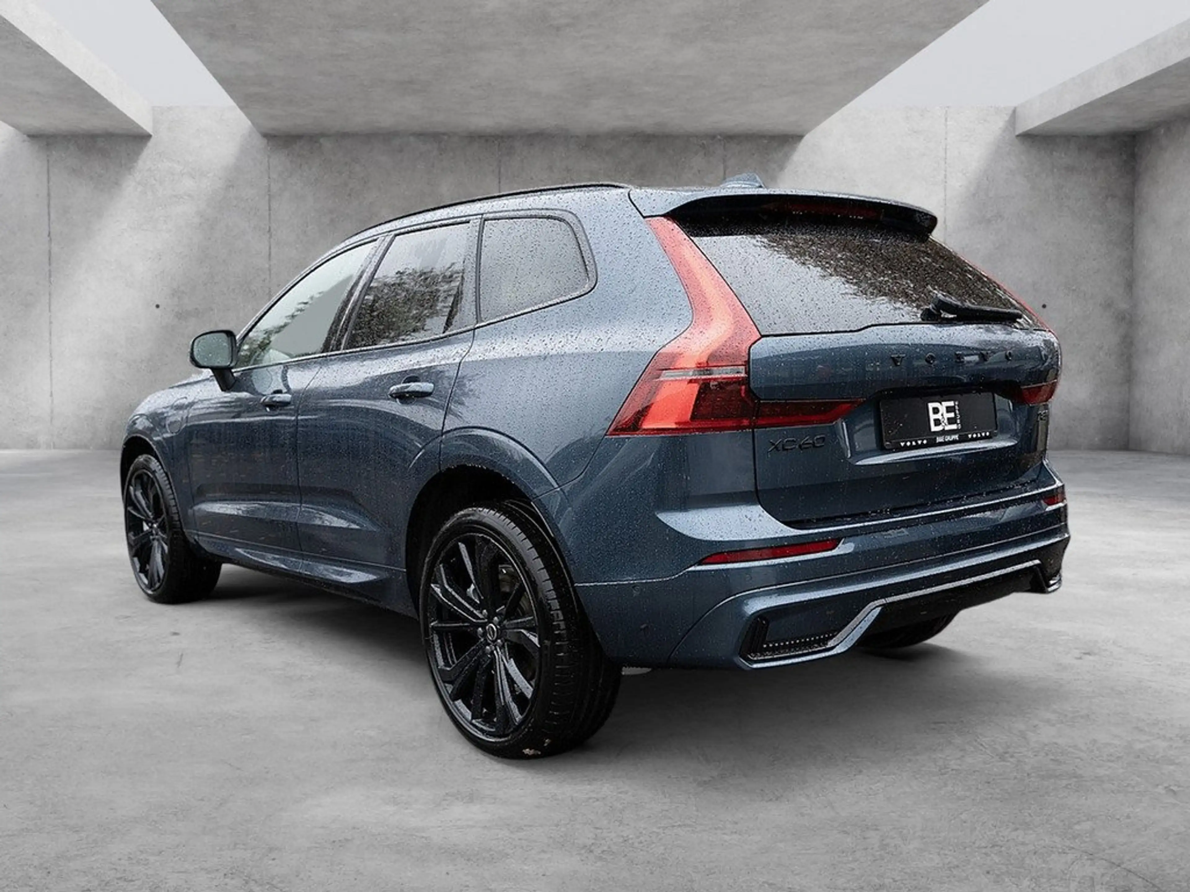 Volvo XC60 T8 Ultra Black Edition Recharge AWD HUD — photo 3