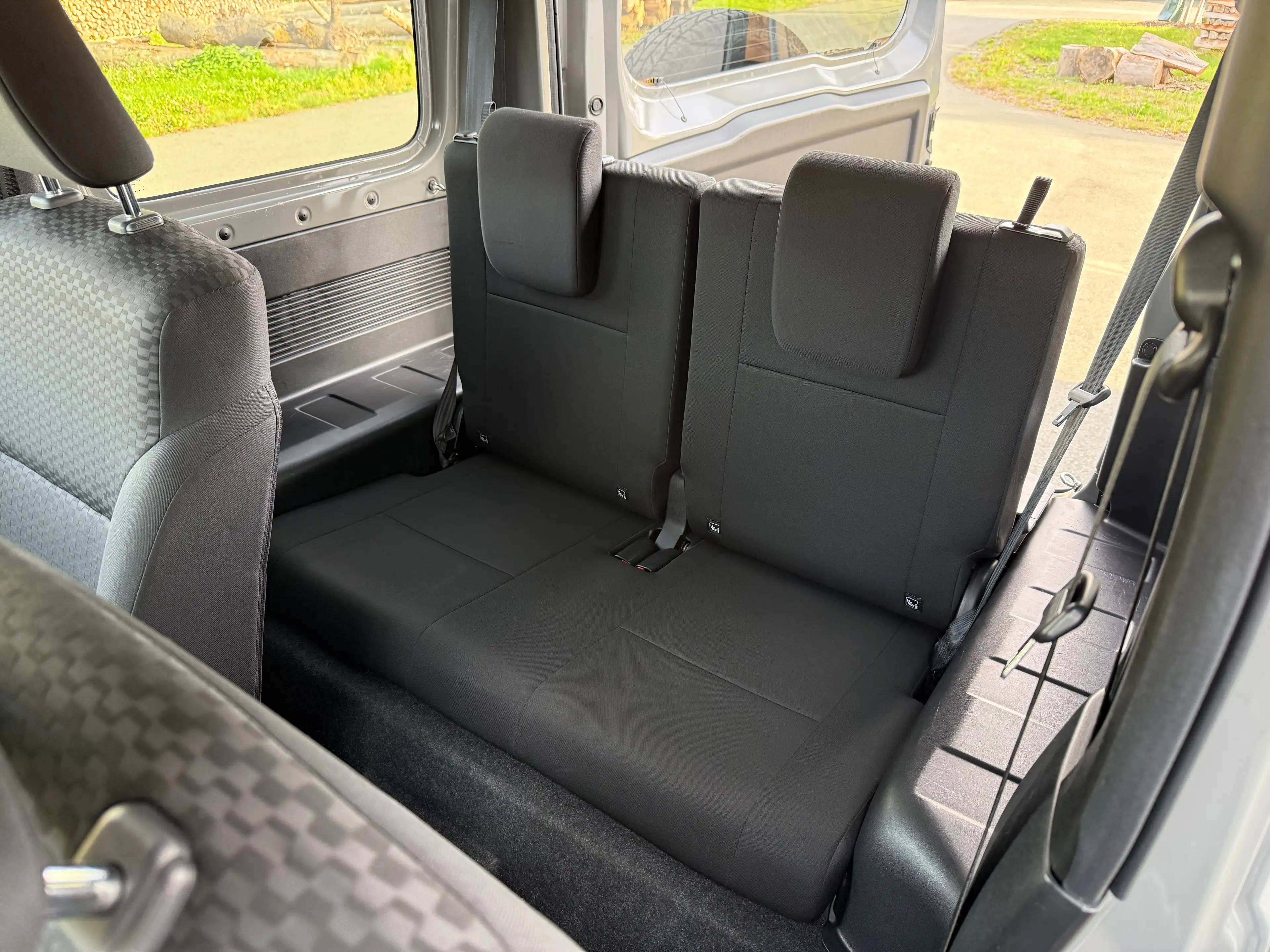 Suzuki Jimny Jimny 1.5 ALLGRIP Comfort+ LED AHK 4x4 GJ 4 Sitze — photo 12