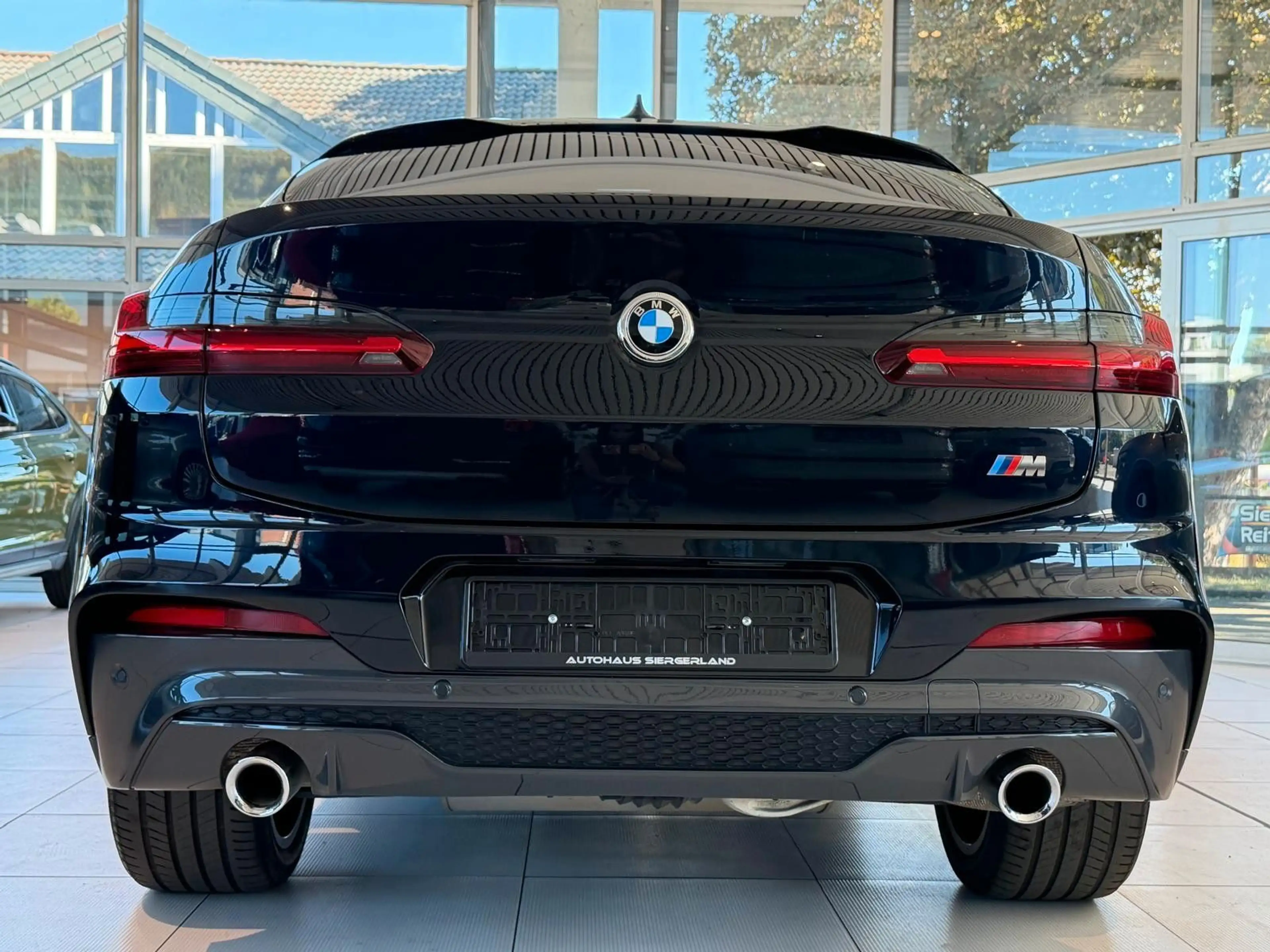 BMW X4 xDrive 30 d M Sport/AHK/LED Scheinw./1.Hand — photo 7