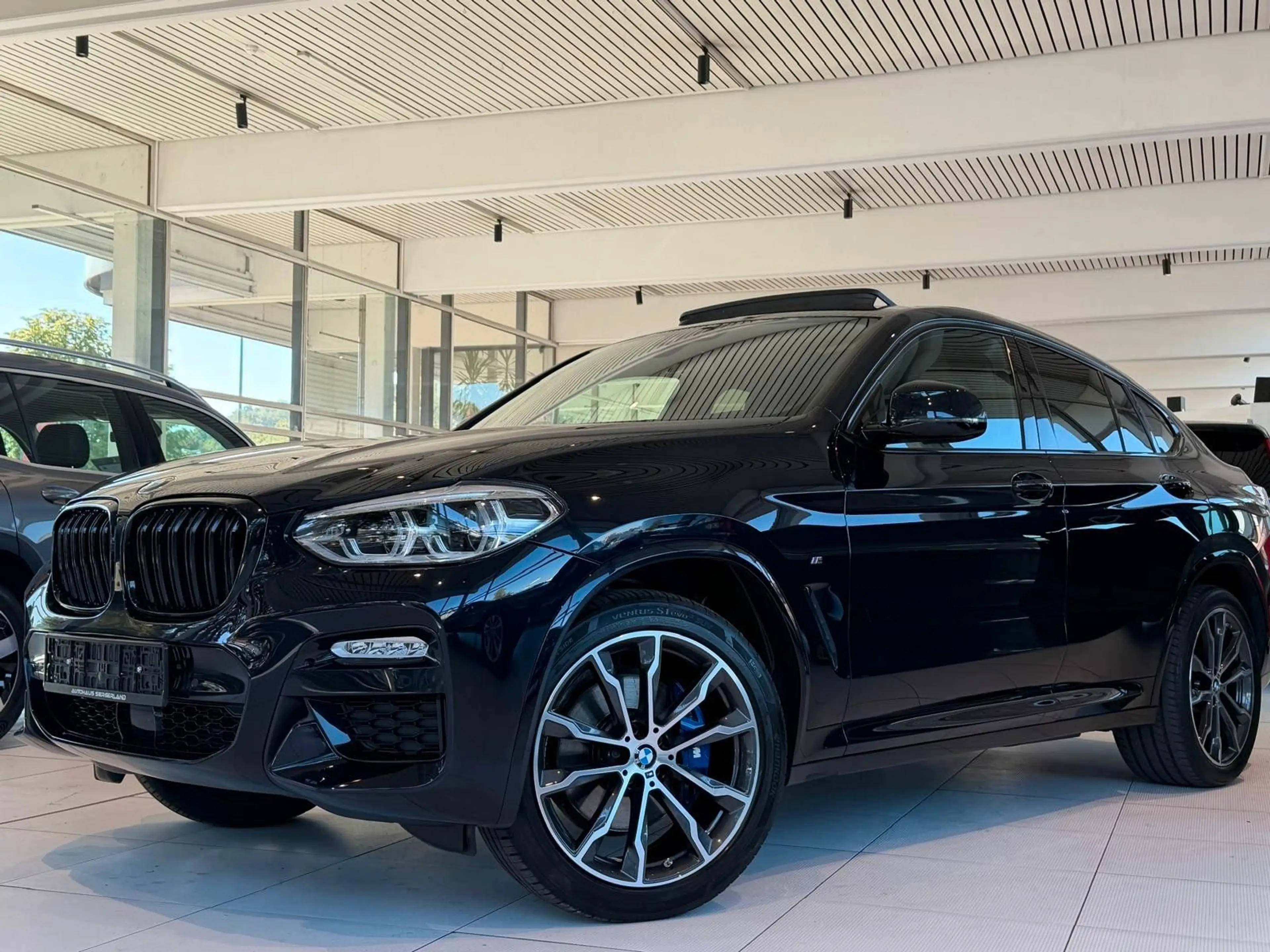 BMW X4 xDrive 30 d M Sport/AHK/LED Scheinw./1.Hand — photo 2