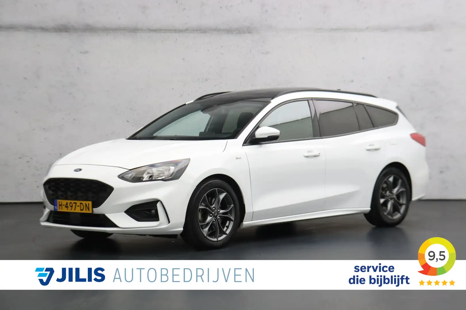 Ford Focus Wagon 1.5 EcoBoost 150pk ST Line | Automaat | Pano Wit - 1