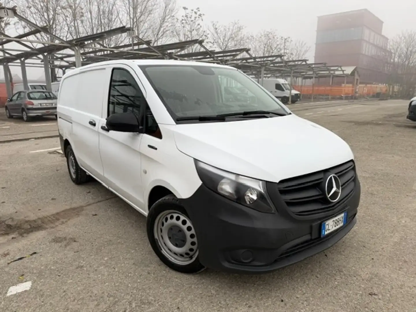 Mercedes-Benz Vito E-Vito (elettrico) 2.0 (autonomia 280km) Weiß - 2