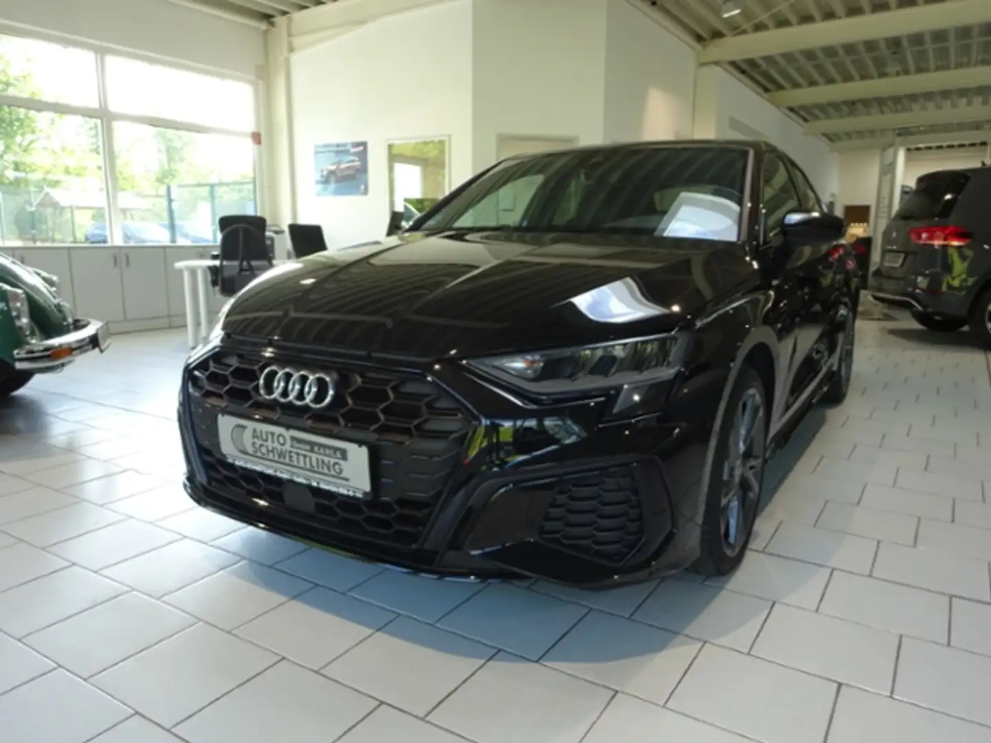 Audi A3 Sportback 45 1.4 TFSIe KLIMA LED NAVI  ALU Schwarz - 2