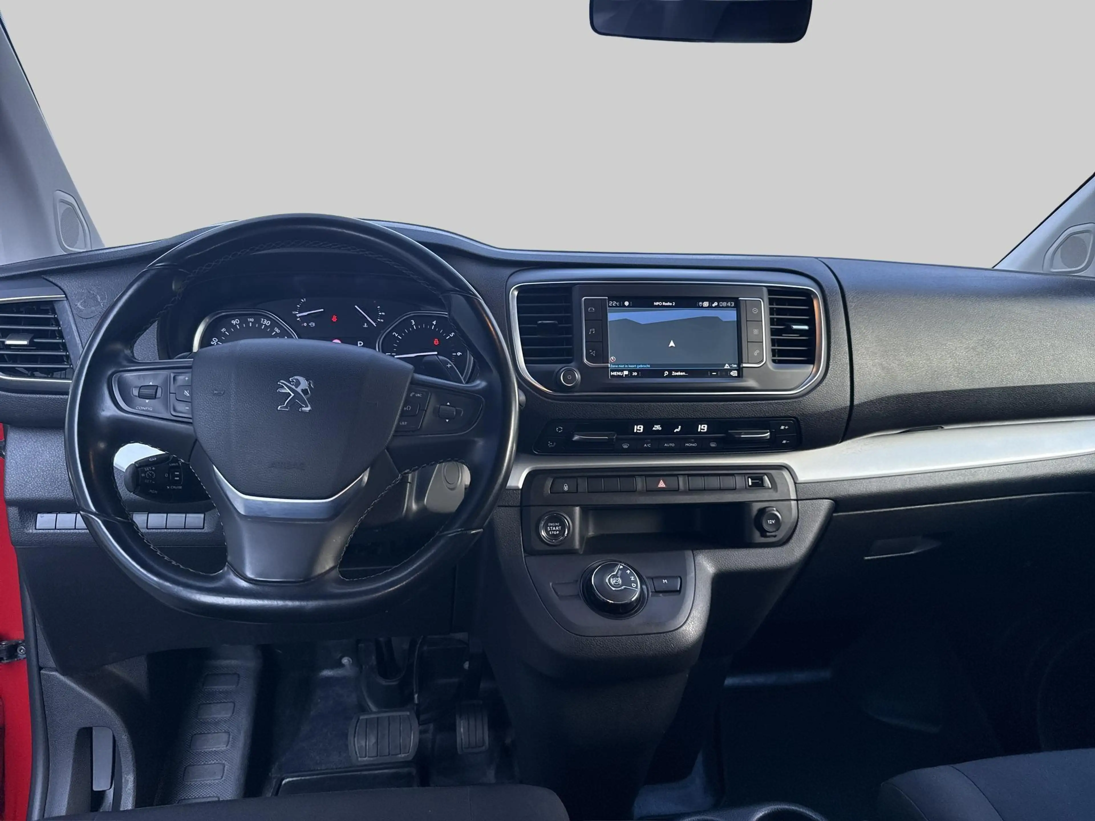Peugeot Expert 2.0 BlueHDI 180 S&S DC | 2 zitplaatsen rechtsvoor — photo 5