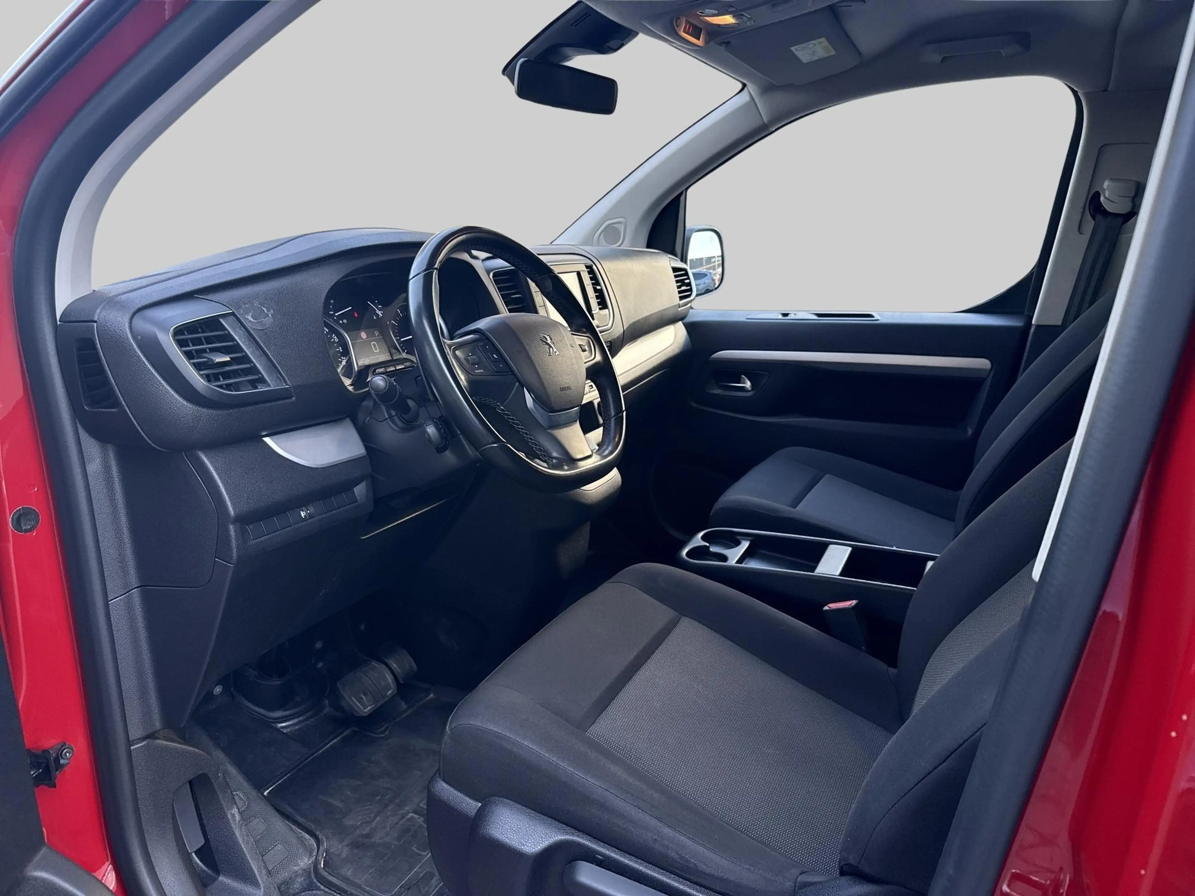Peugeot Expert 2.0 BlueHDI 180 S&S DC | 2 zitplaatsen rechtsvoor — photo 4