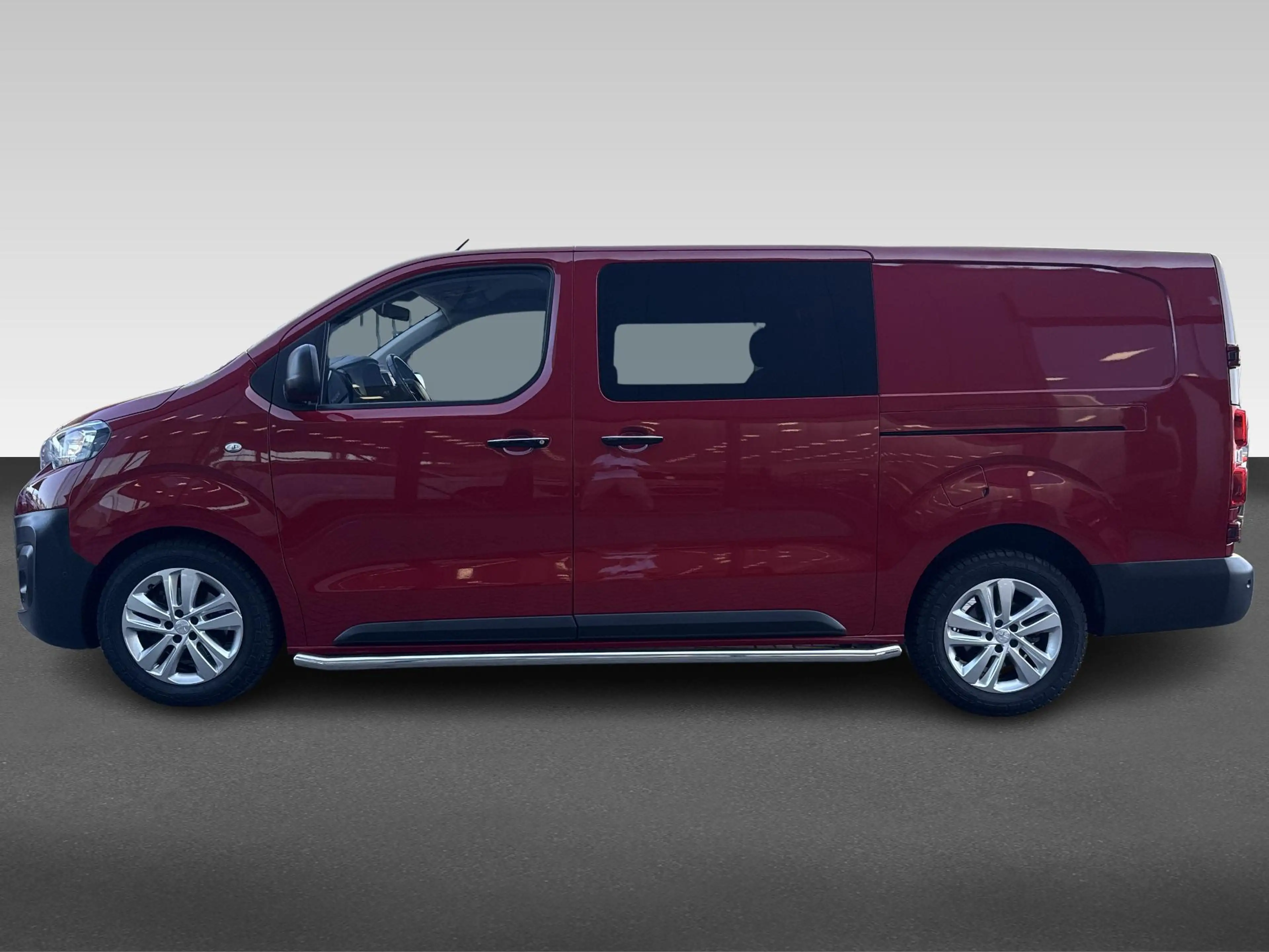 Peugeot Expert 2.0 BlueHDI 180 S&S DC | 2 zitplaatsen rechtsvoor — photo 2
