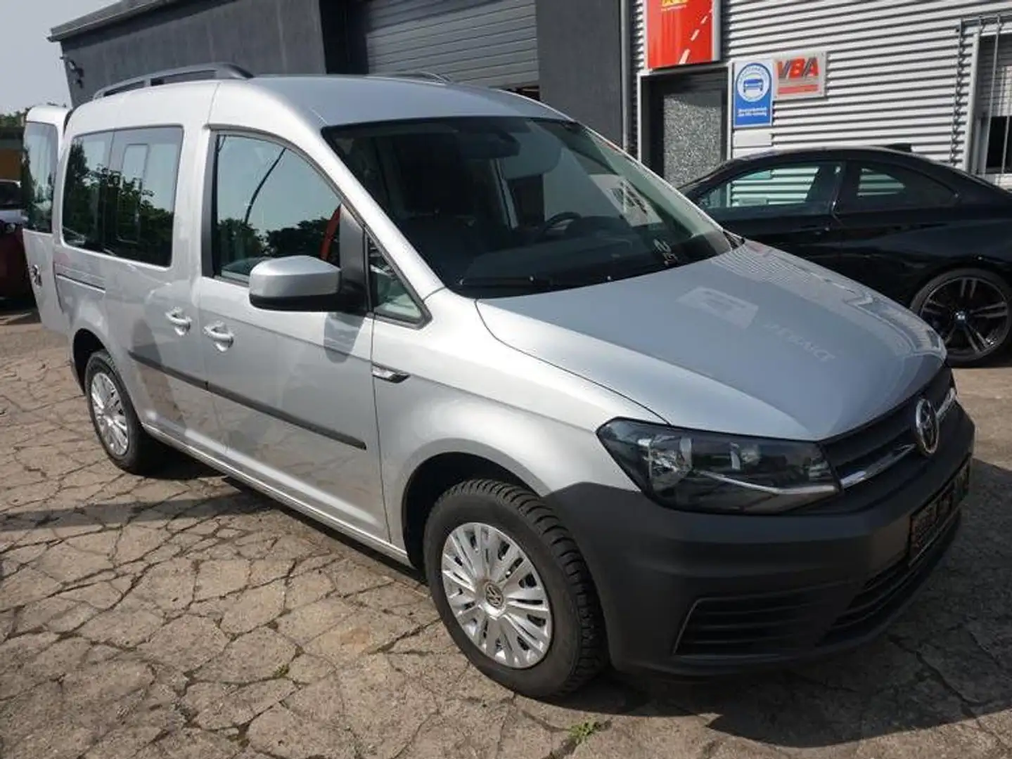 Volkswagen Caddy Trendline BMT Gris - 1