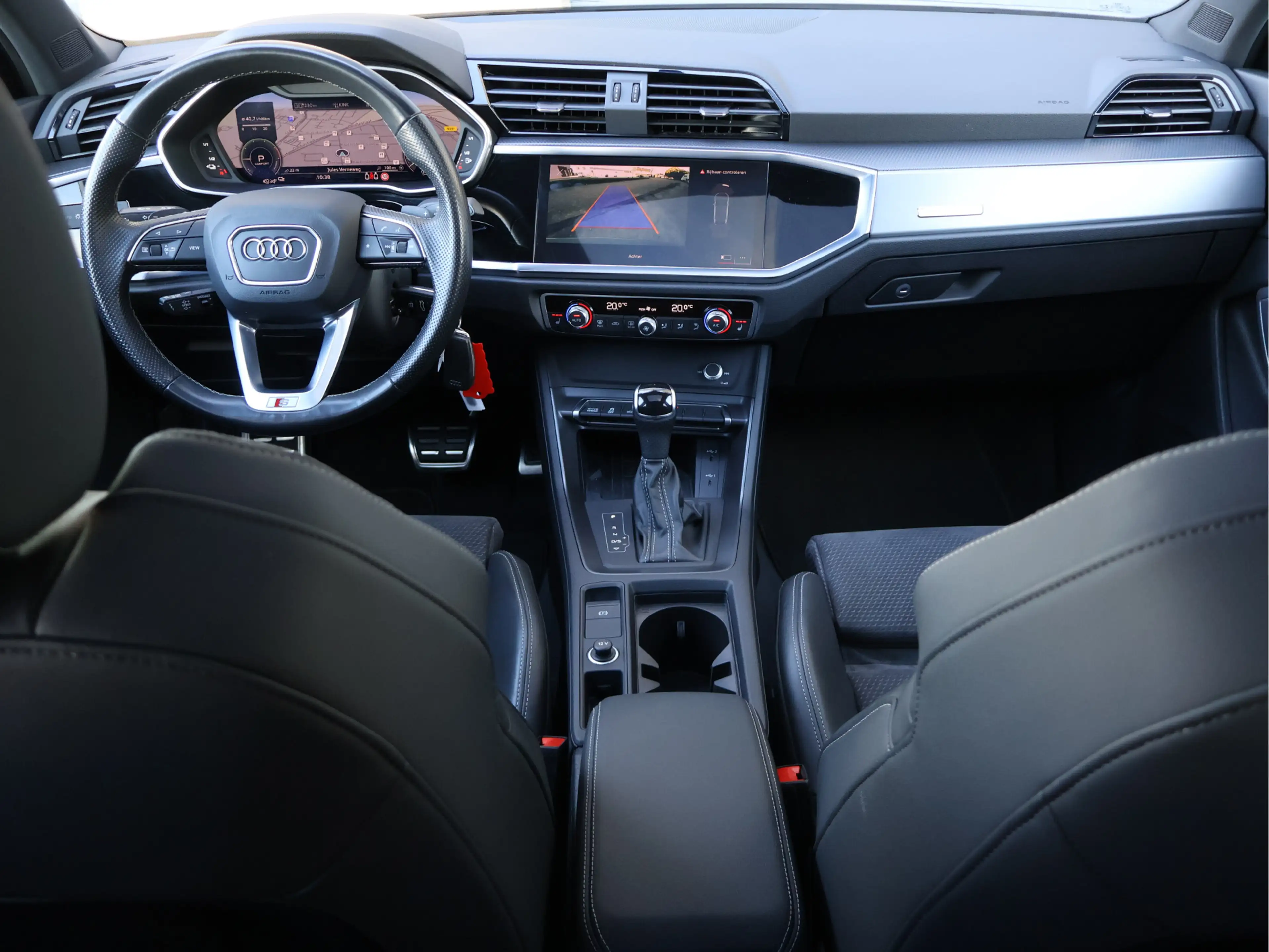 Audi Q3 Sportback 45 TFSI e S Edition | S line | Matrix LE — photo 3
