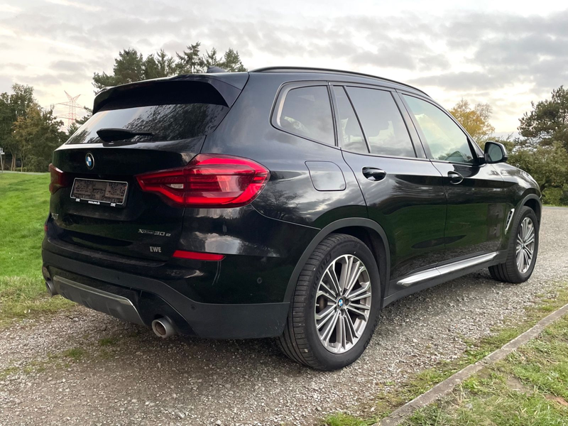 BMW X3 xDrive 30e Luxury Line Tüv=Neu! Pano Voll! VB — photo 7
