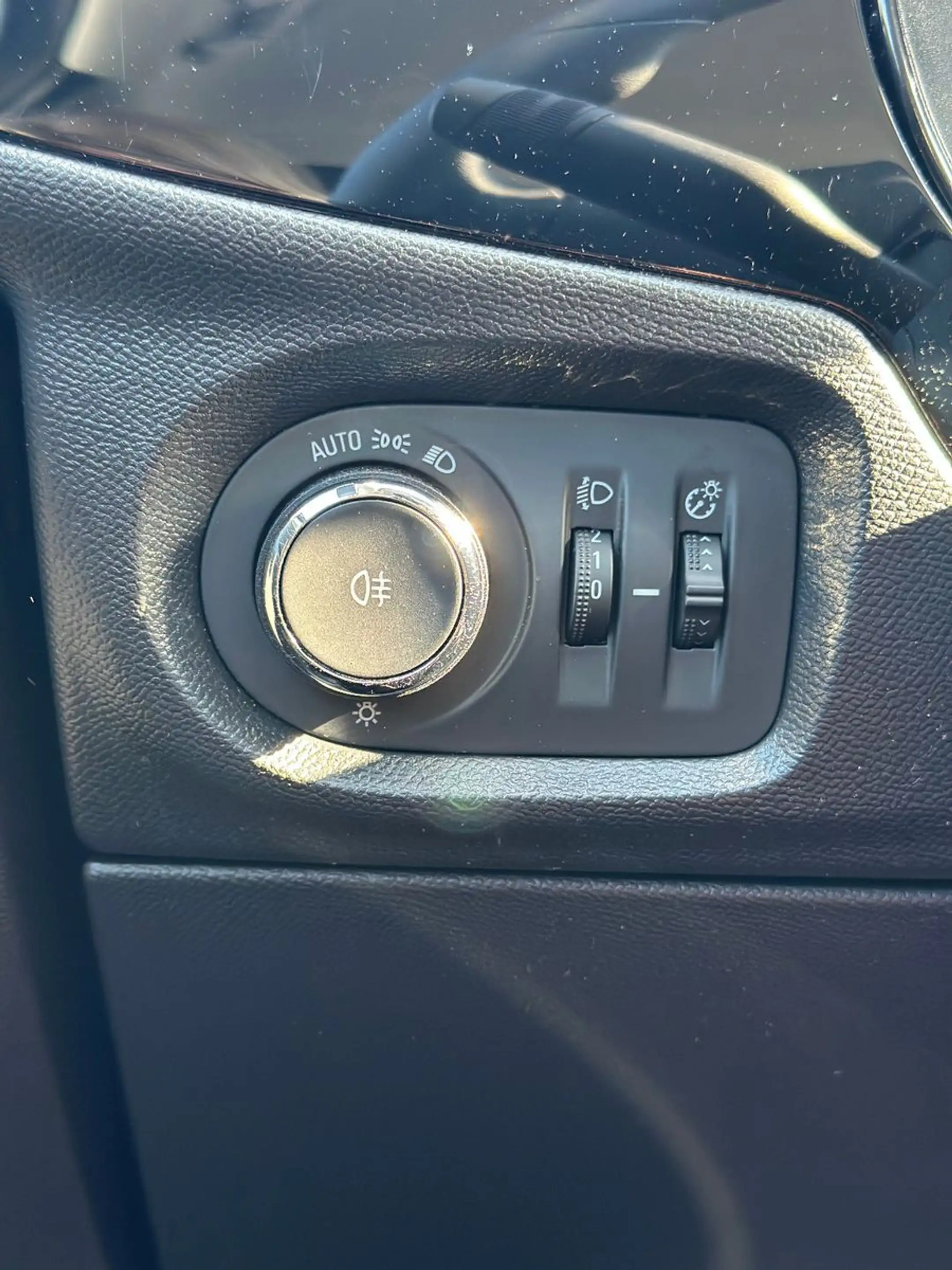 Opel Corsa F e Automatik/Klimaaut./Tempomat/DAB — photo 14