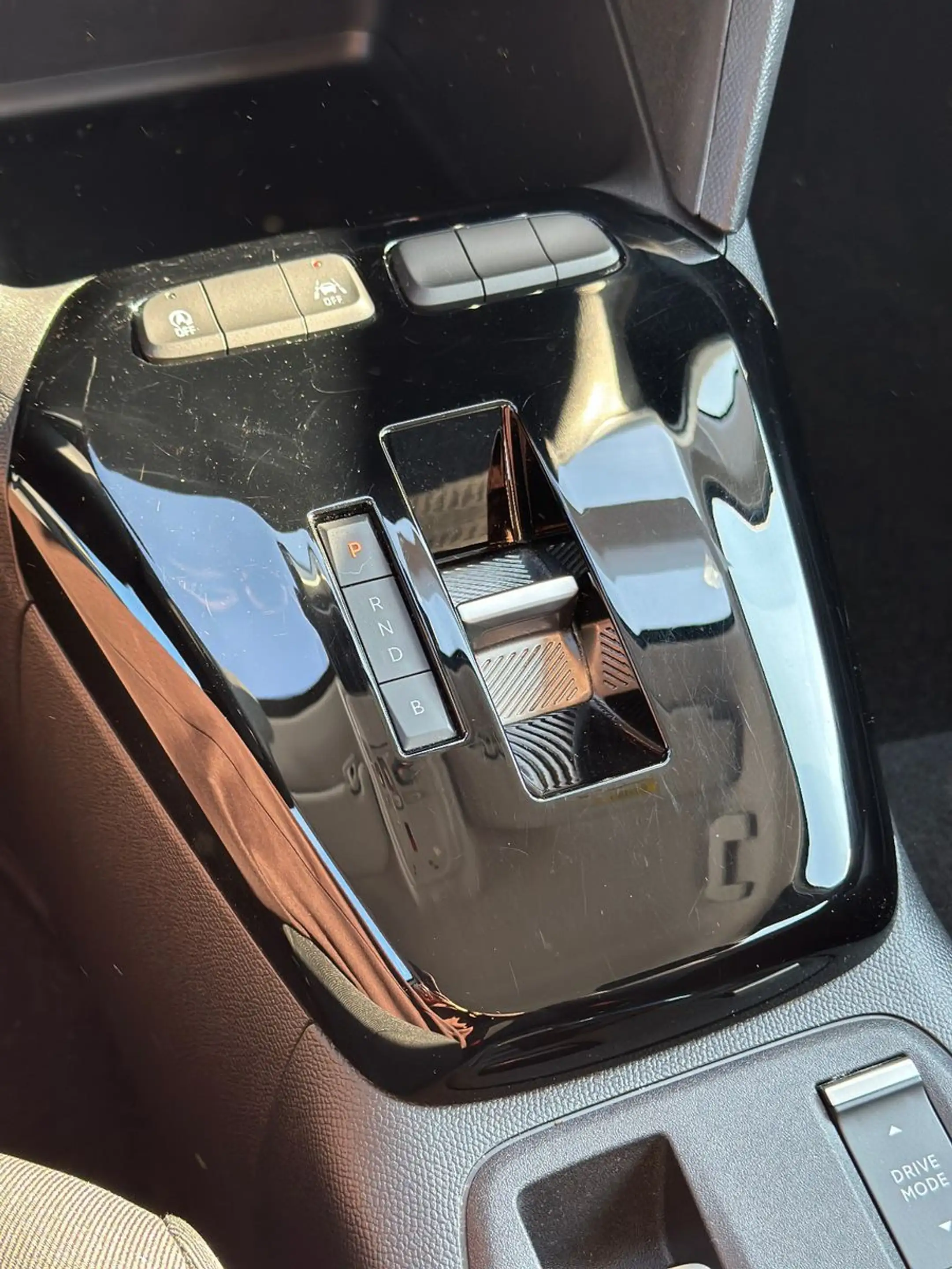 Opel Corsa F e Automatik/Klimaaut./Tempomat/DAB — photo 13