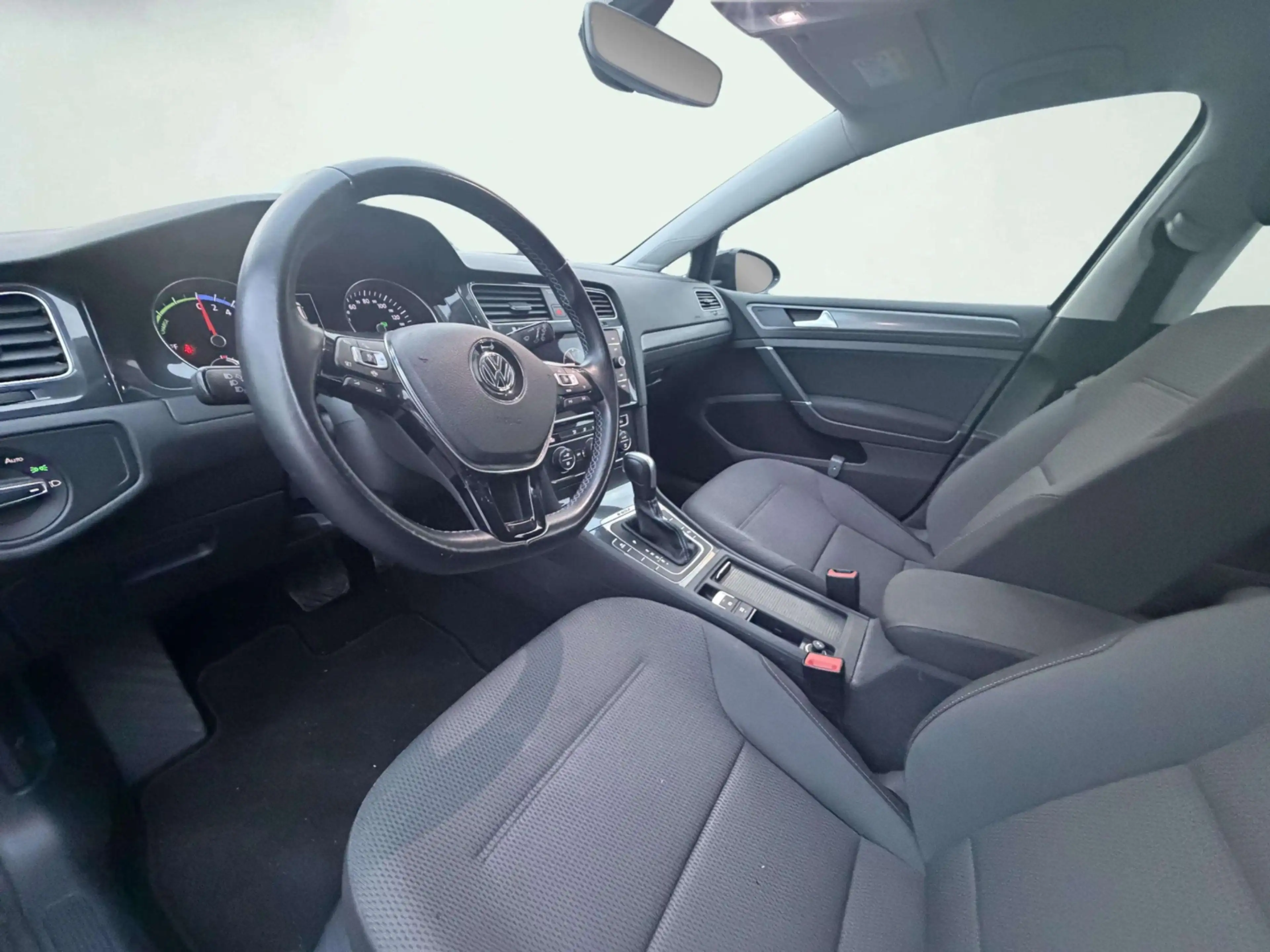 Volkswagen e-Golf E-DITION | SOH ..% | Parkeersensoren | CarPlay | N — photo 5