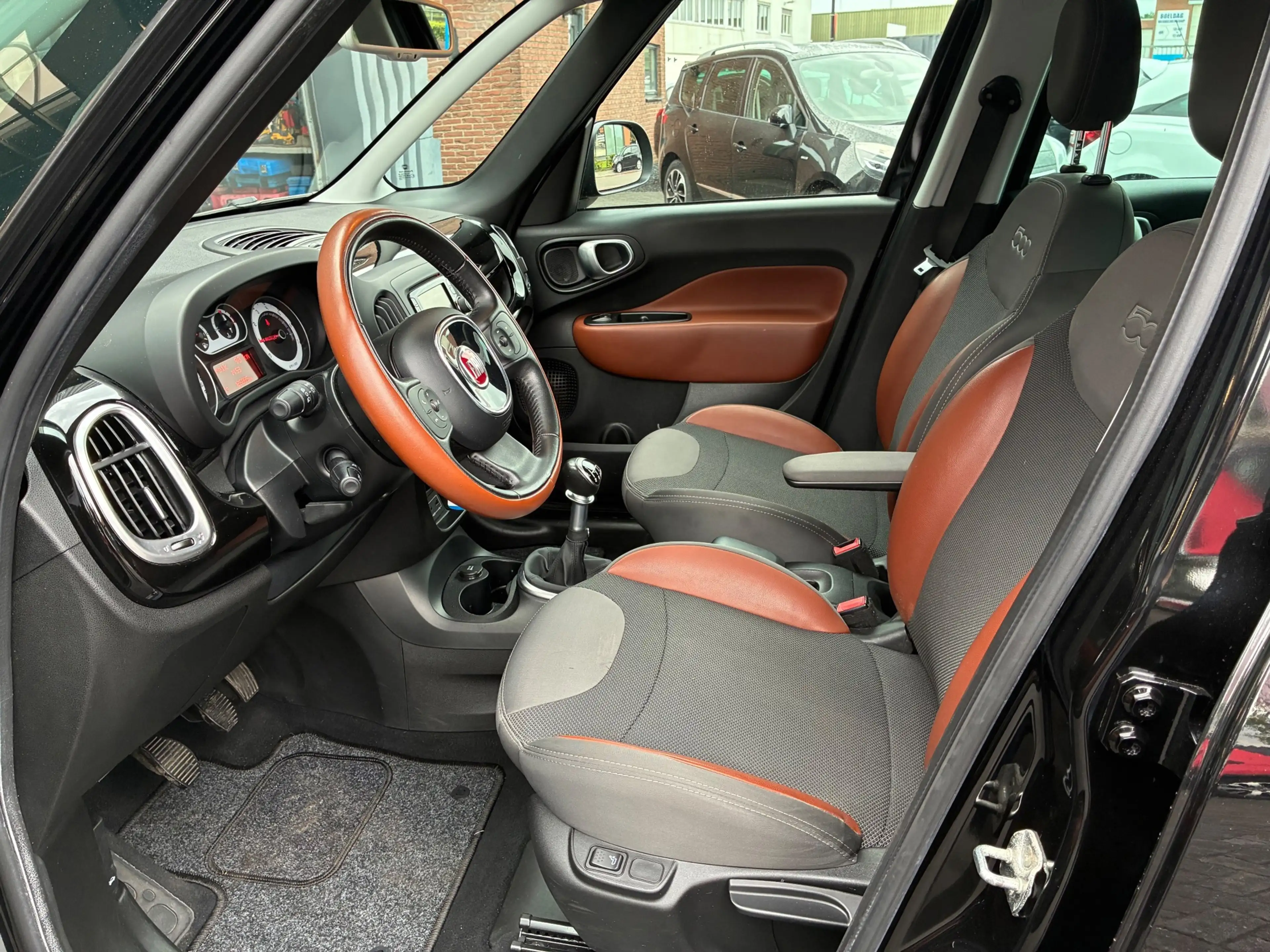 Fiat 500L 0.9 TwinAir Trekking Navigatie Climate controle Pd — photo 8