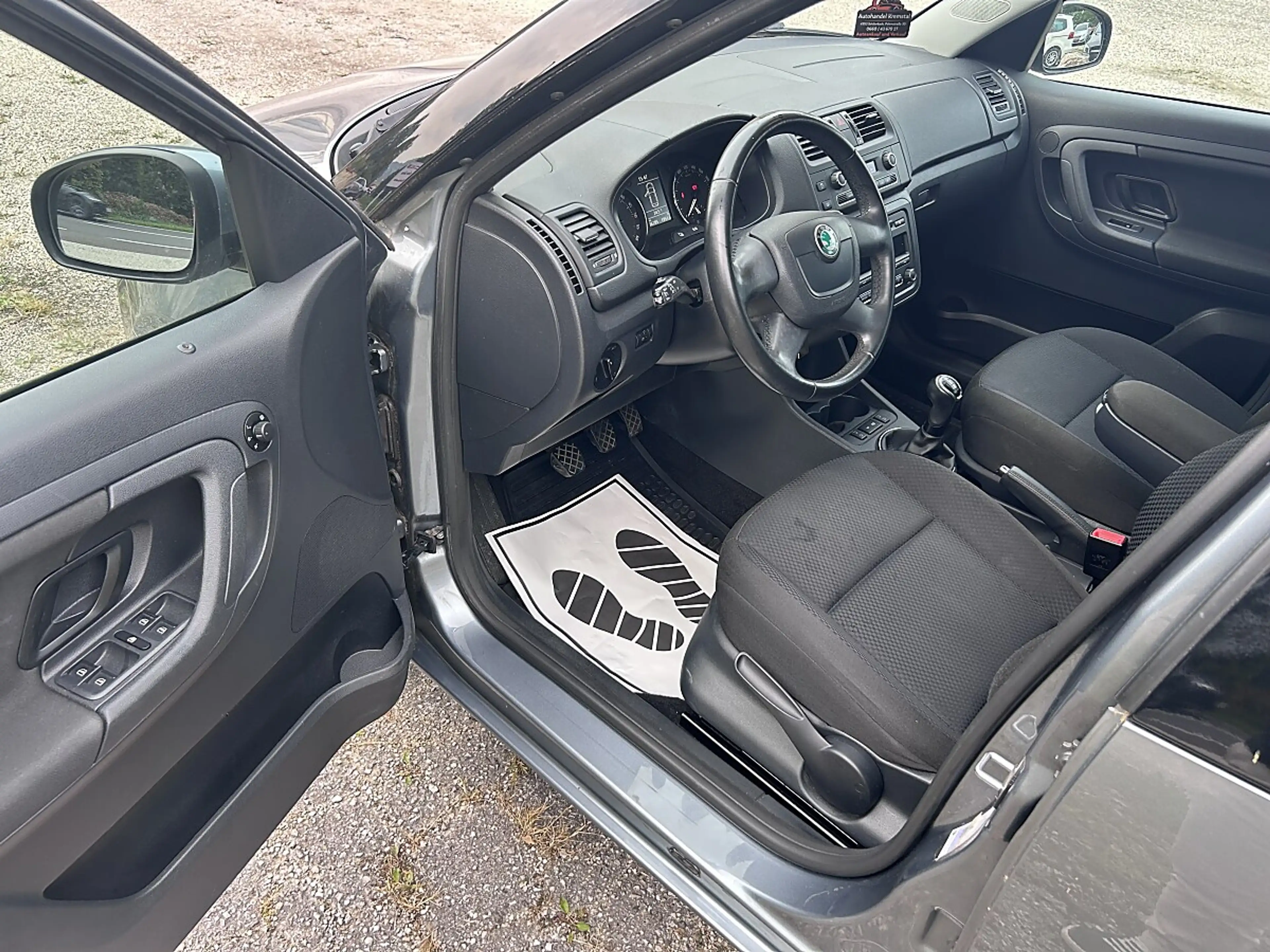 Skoda Roomster 1,6 TDI 1.Besitz - Serviceheft Voll - Top Zustand — photo 4