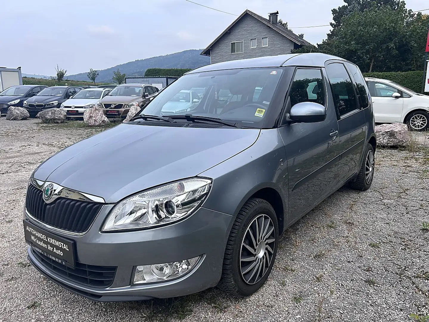Skoda Roomster 1,6 TDI 1.Besitz - Serviceheft Voll - Top Zustand Grau - 1