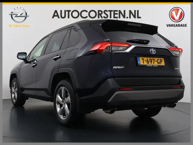 Toyota RAV4 view 2