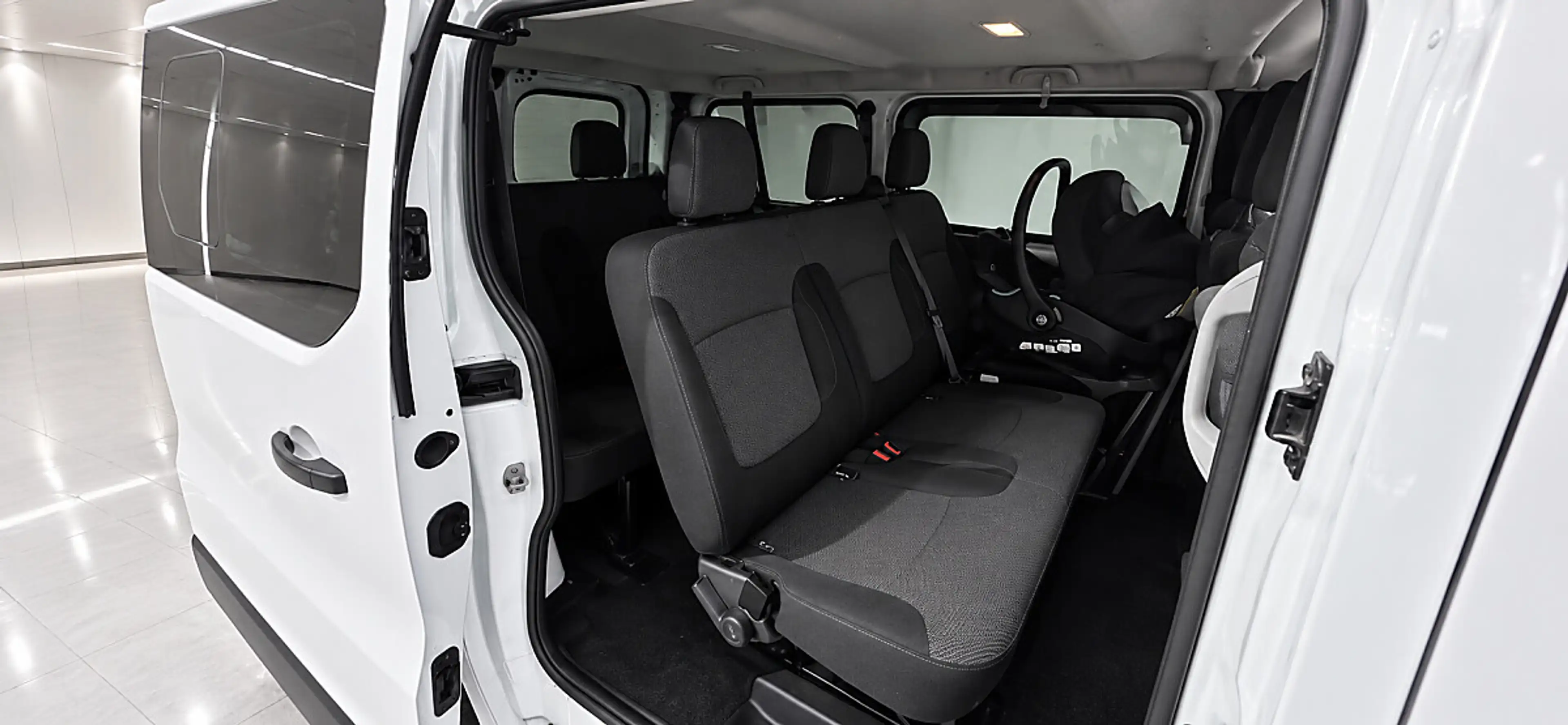 Renault Trafic Expression Blue dCi 110 — photo 5