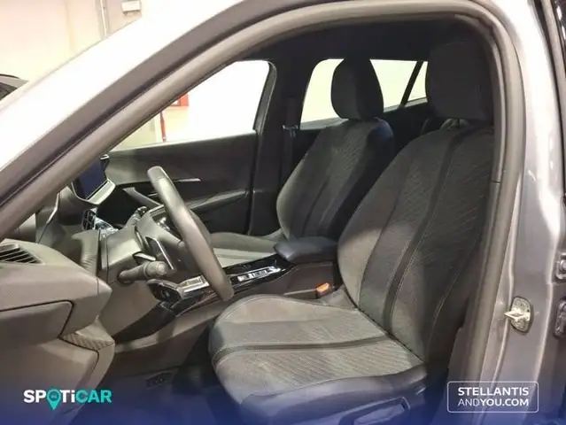 Peugeot 2008 view 9
