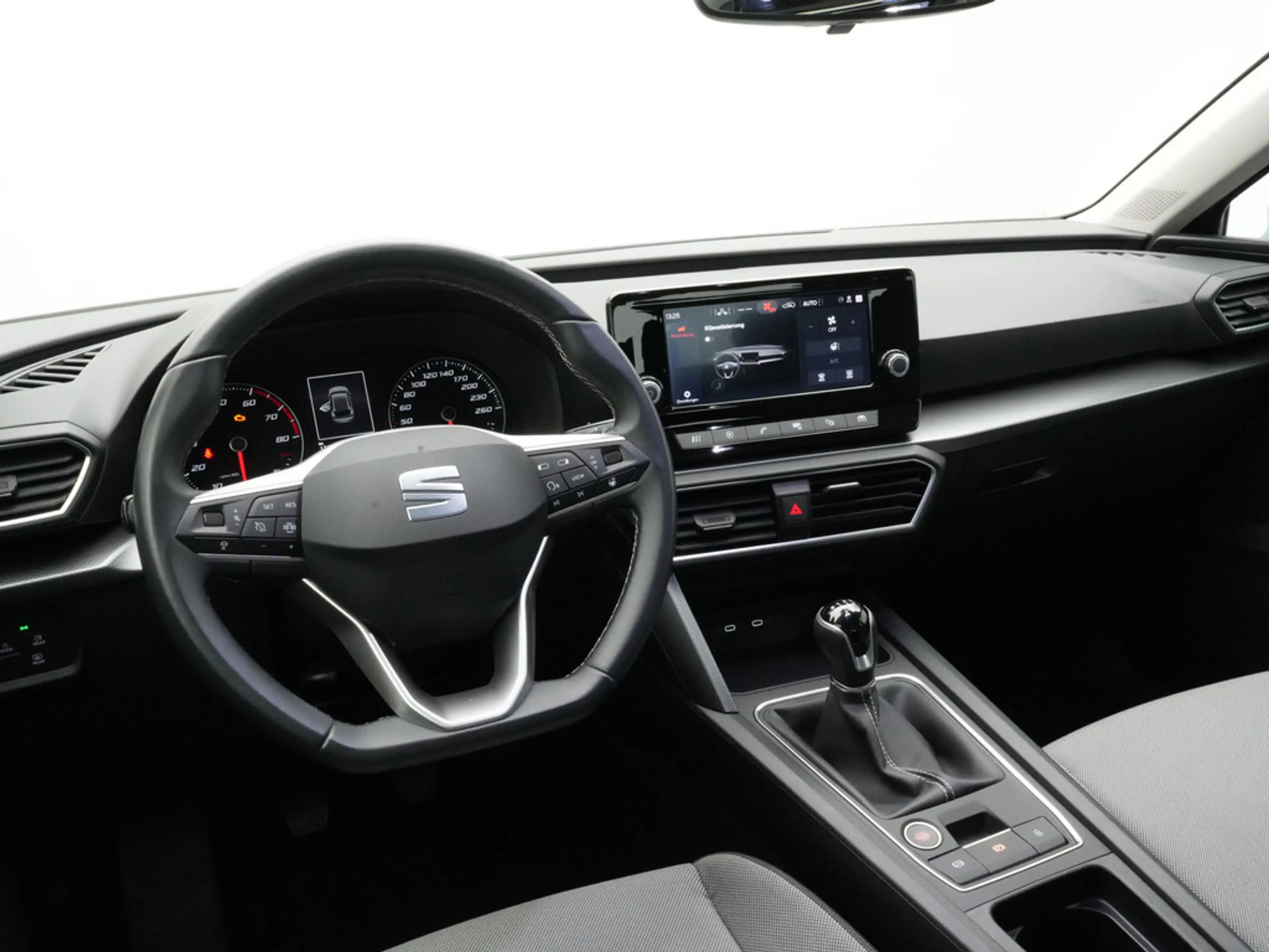 SEAT Leon Style ACC KAM SHZ PDC LED KLIMA — photo 4