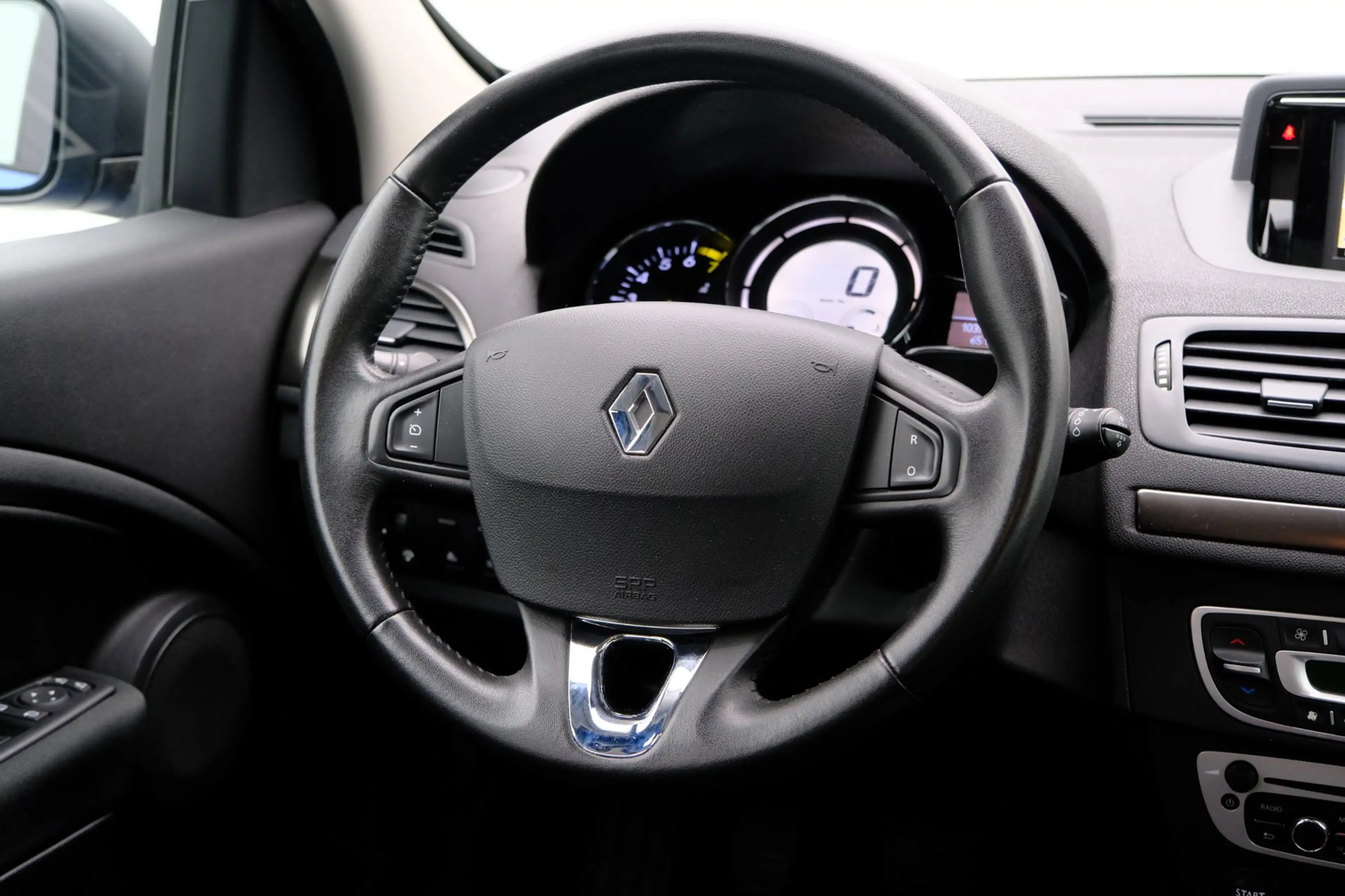 Renault Megane 1.2 TCe Expression 5-drs Navi|Clima|LMV — photo 9