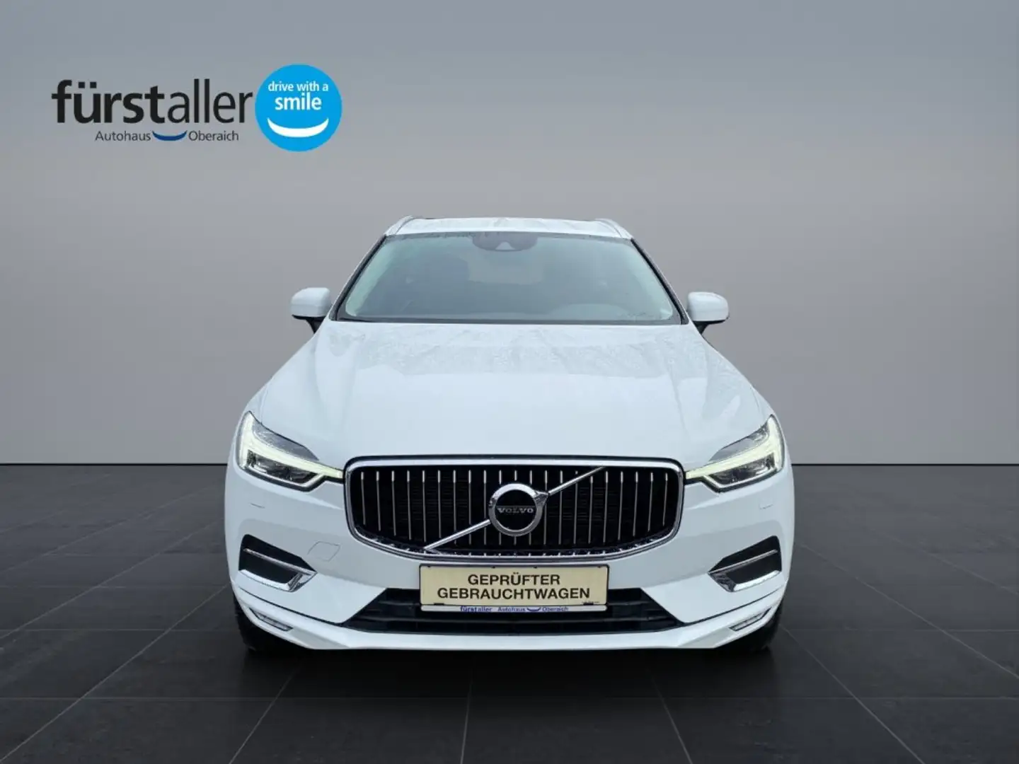 Volvo XC60 T5 AWD Inscription Weiß - 2