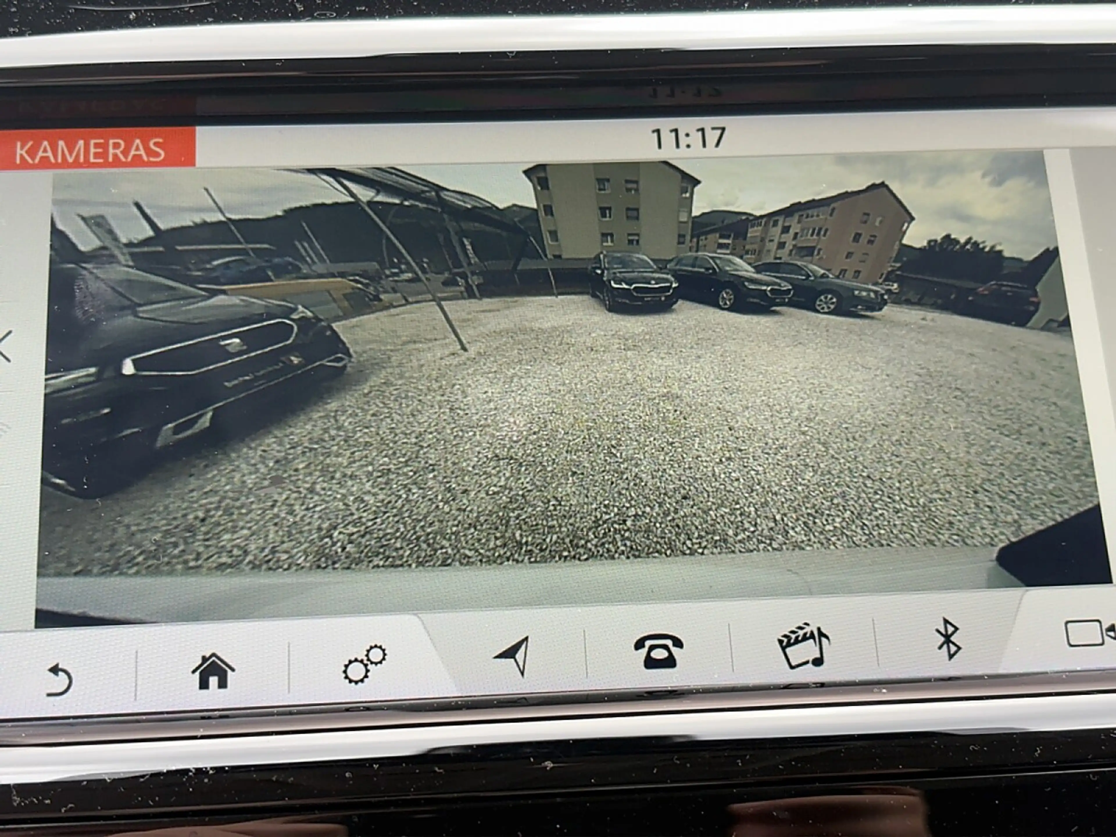 Land Rover Discovery Sport D150 4WD Aut. LED CAM NAVI PDC 360GRAD KEYLESS ... — photo 15