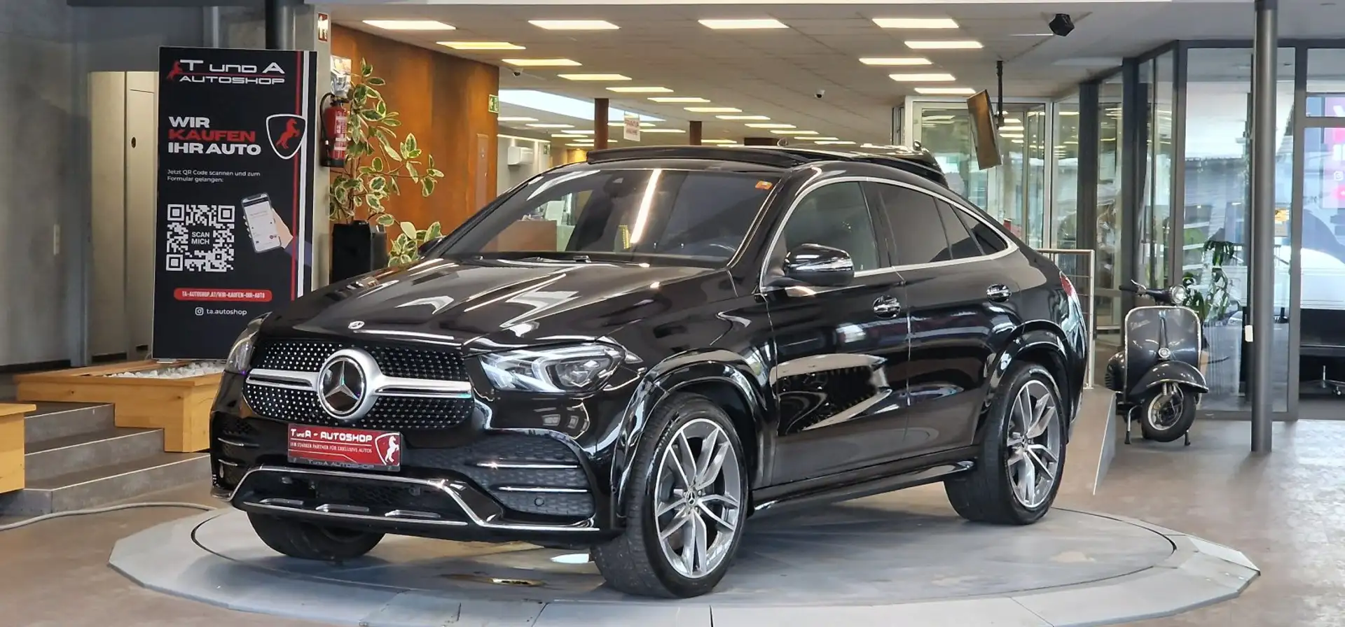 Mercedes-Benz GLE 400 d 4Matic Coupe AMG-Line Aut. *Head-up*Pano*Luftfed Schwarz - 1