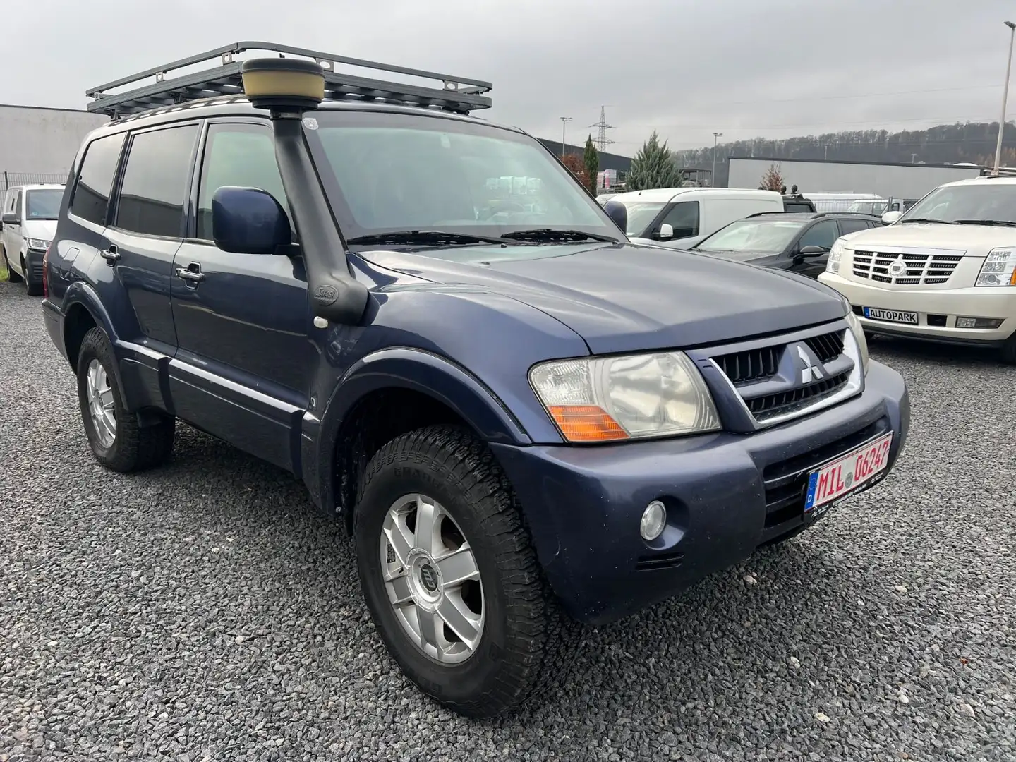 Mitsubishi Pajero 3.2 DI-D*70TKM*B6*GEPANZERT*ARMORED*AUTO* Blau - 1