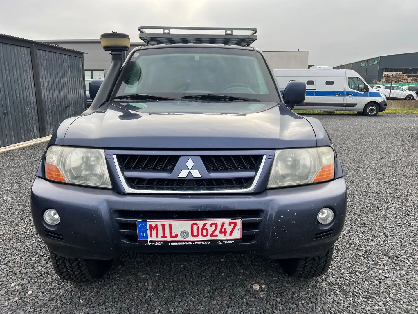 Mitsubishi Pajero 3.2 DI-D*70TKM*B6*GEPANZERT*ARMORED*AUTO* Blau - 2