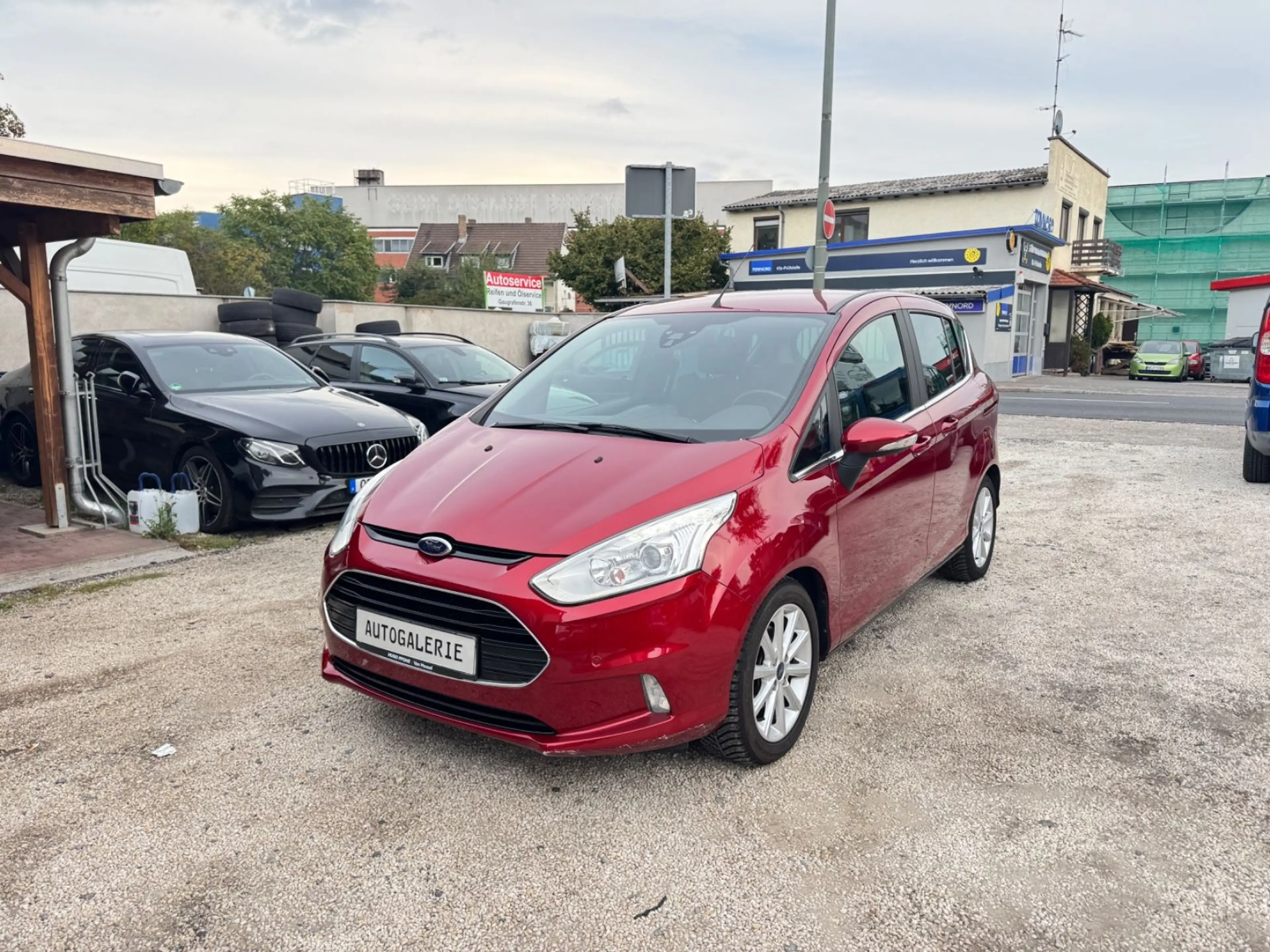 Ford B-Max B-MAX Titanium 1,6 Automatik-1.Hand-PDC.! — photo 11