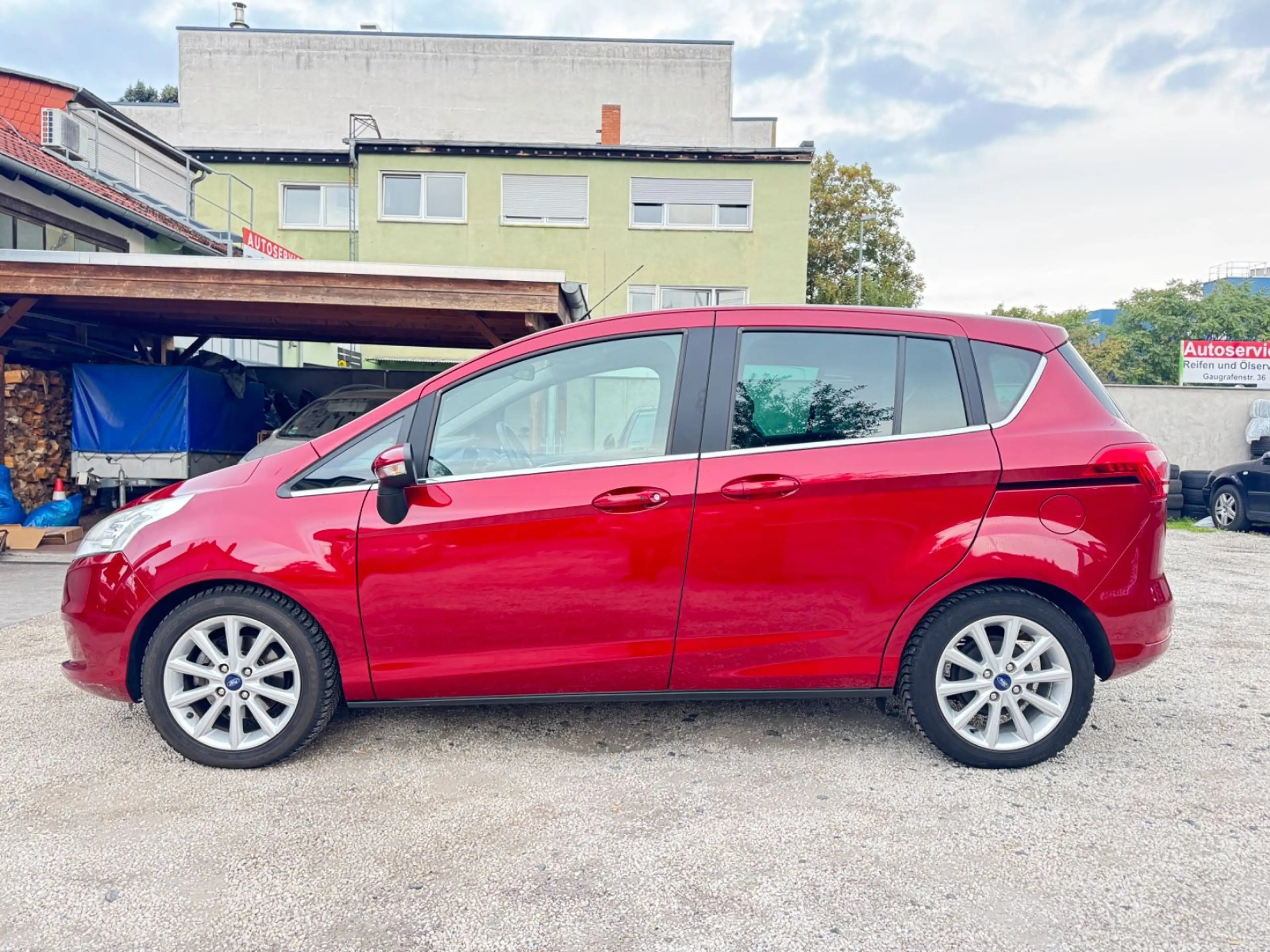 Ford B-Max B-MAX Titanium 1,6 Automatik-1.Hand-PDC.! — photo 6