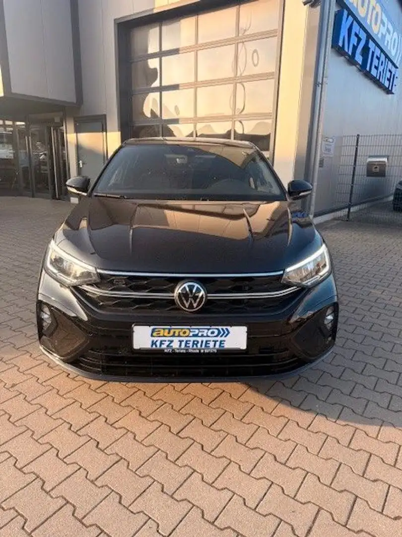 Volkswagen Taigo R-Line Pano Noir - 2