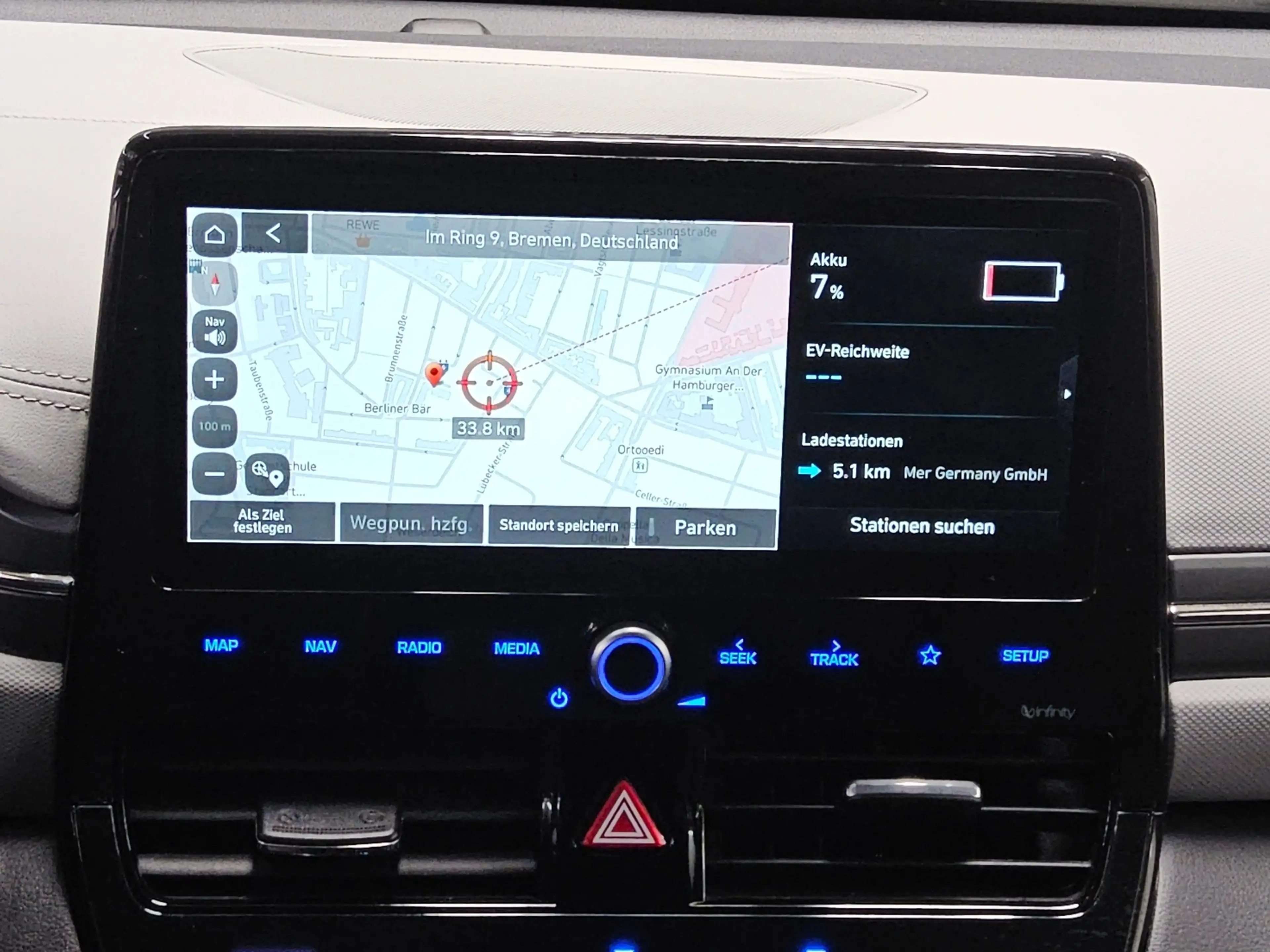 Hyundai IONIQ IONIQ LEDER NAVI KLIMAAUT RADIO TEMPO MFL SHZ VC PDC ACC SOUND LED RfK AID — photo 7