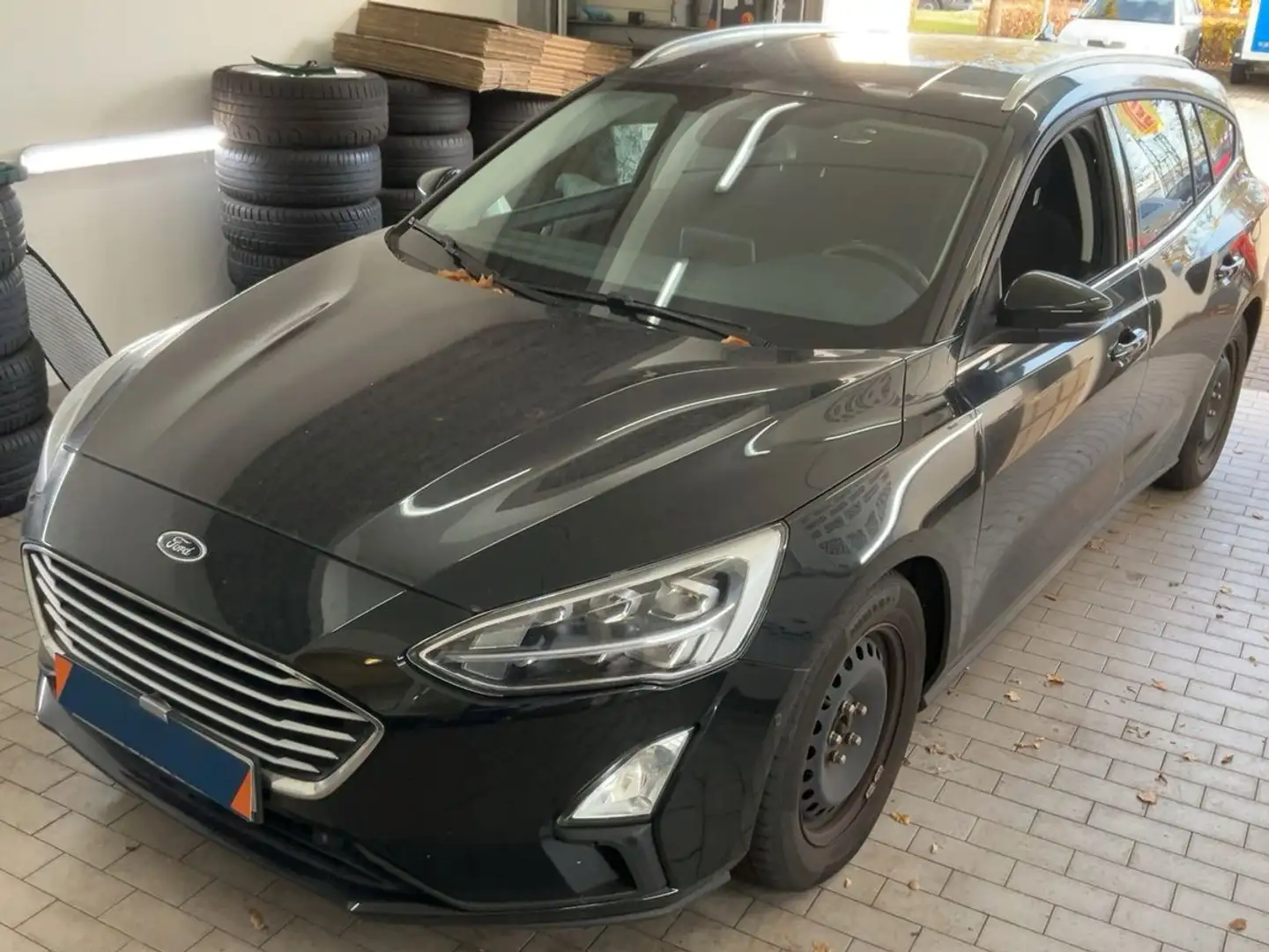 Ford Focus Turnier Cool & Connect*CAM*NAVI*CARPLAY* Schwarz - 1
