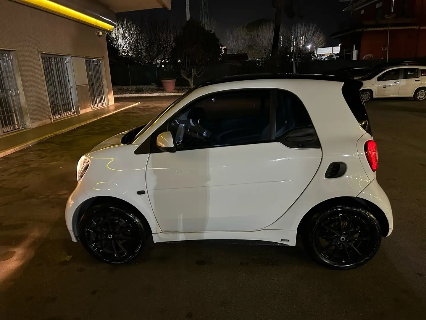 smart forTwo (sport edition1) 71cv all. Brabbus impianto GPL Beyaz - 2